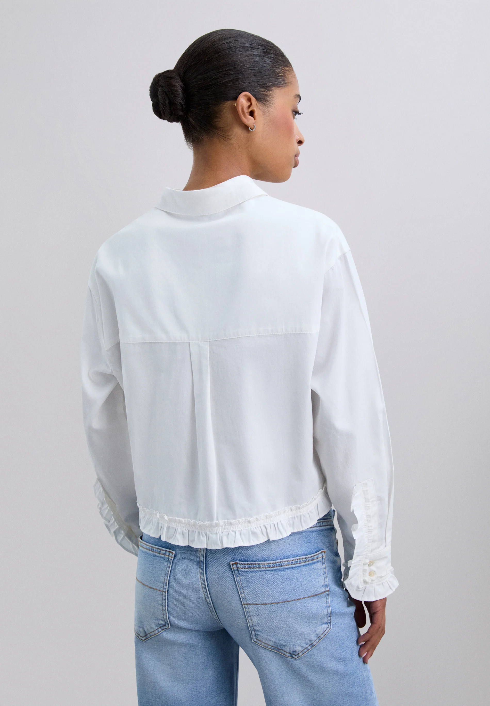 CAMISA CROPPED FRUNCES - Image 4