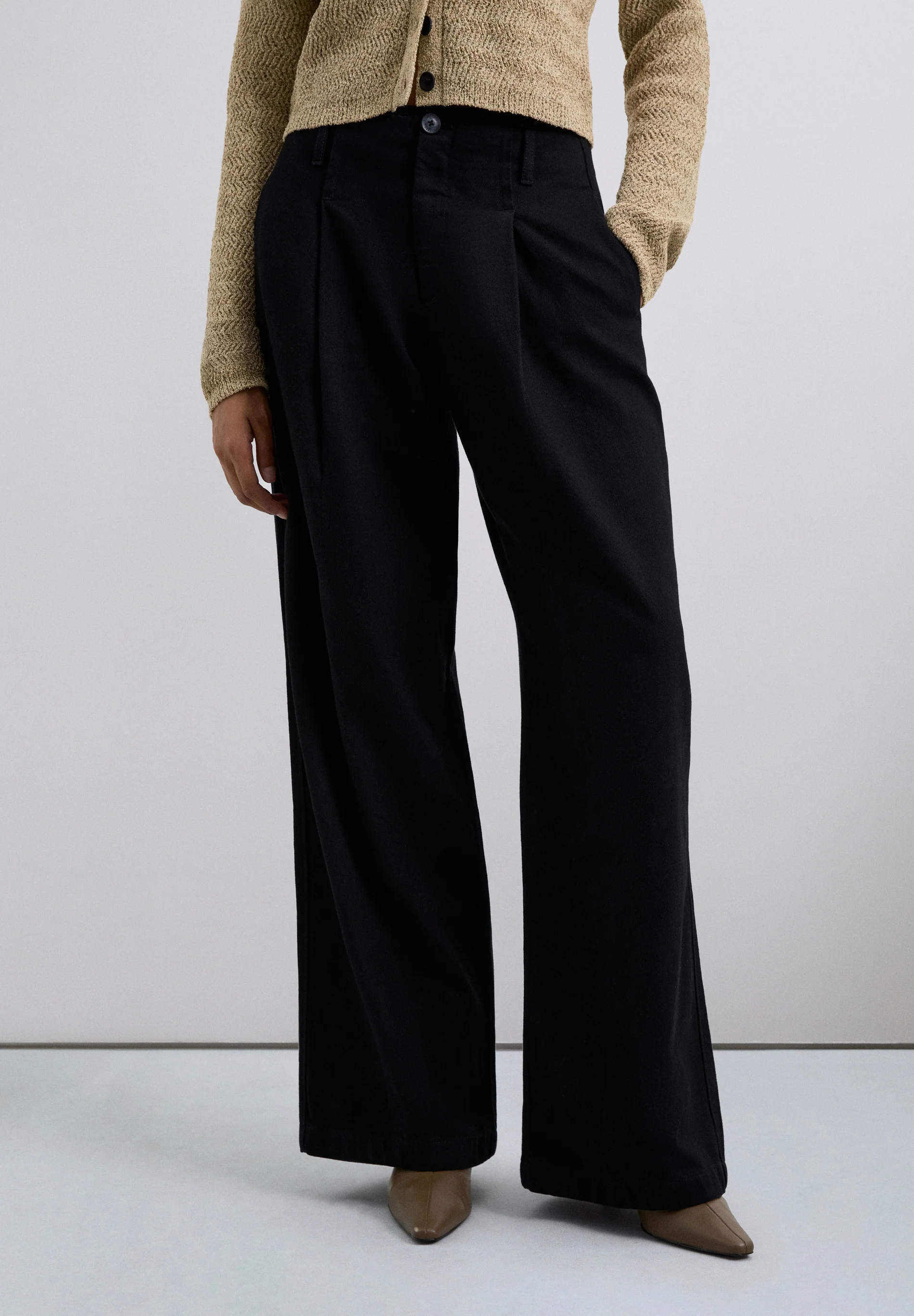 PANTALÓN PINZA ALGODÓN - Image 2