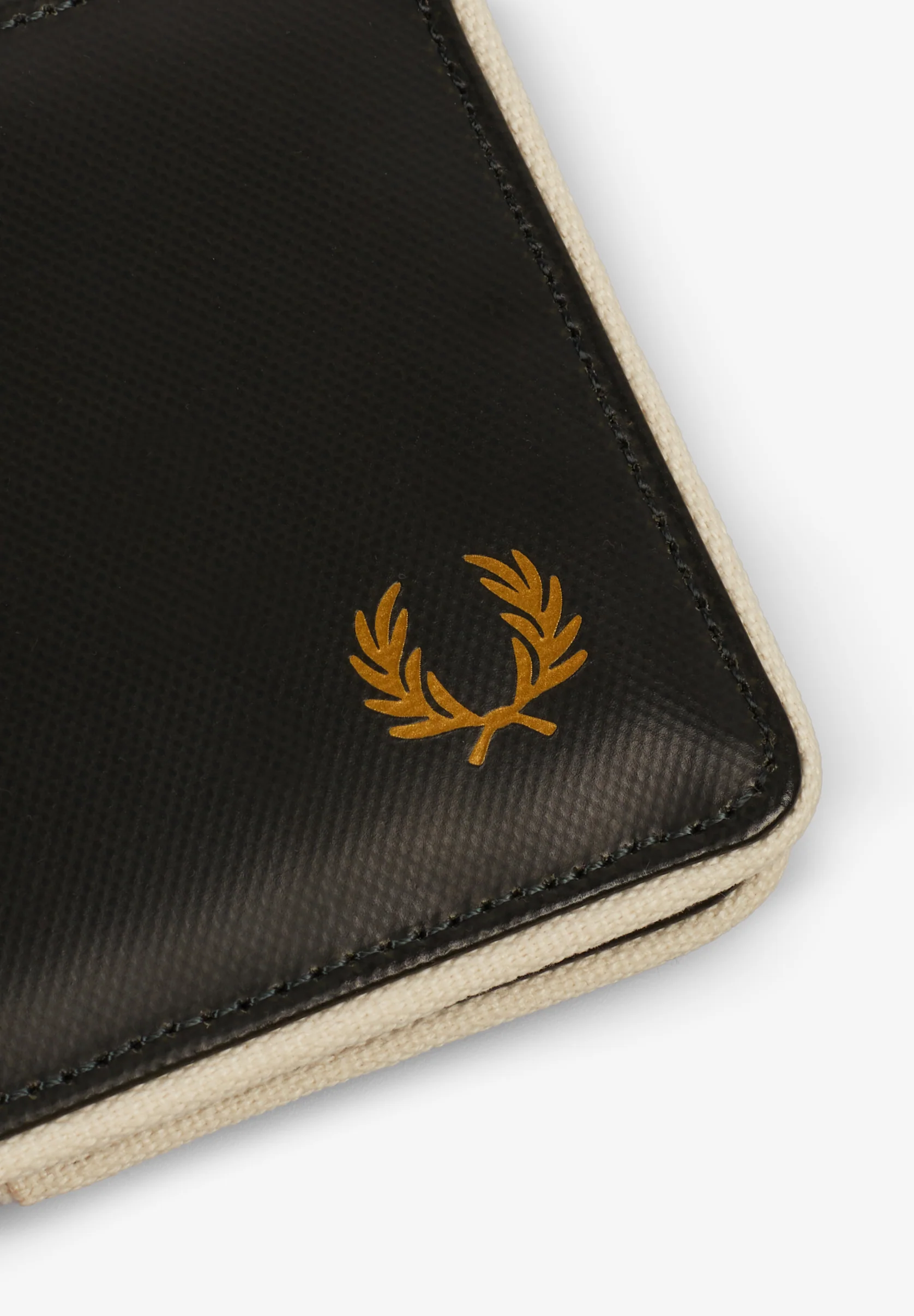 FRED PERRY | CARTERA COATED POLYESTER - Image 4