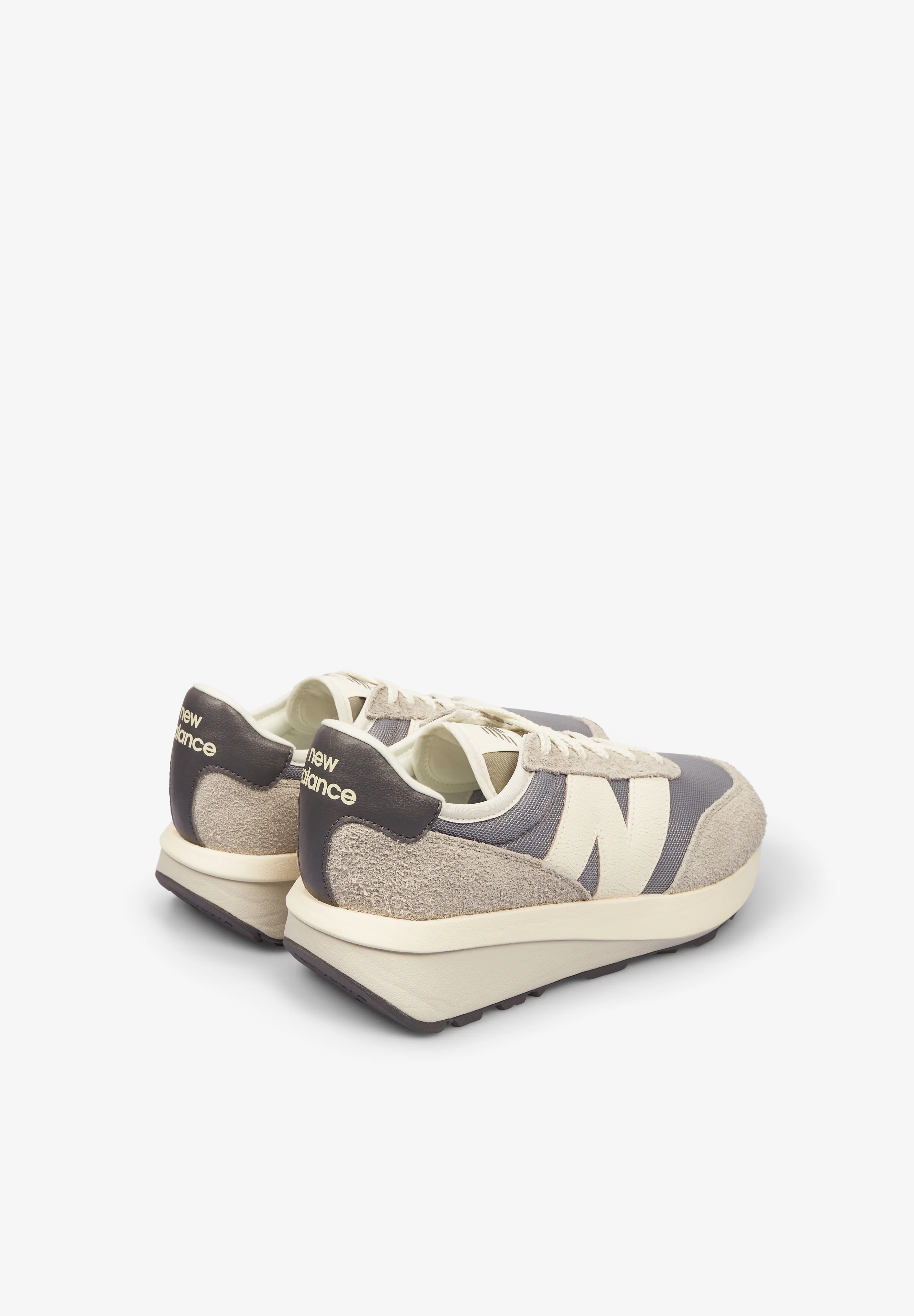 NEW BALANCE | SNEAKERS 370 - Image 3