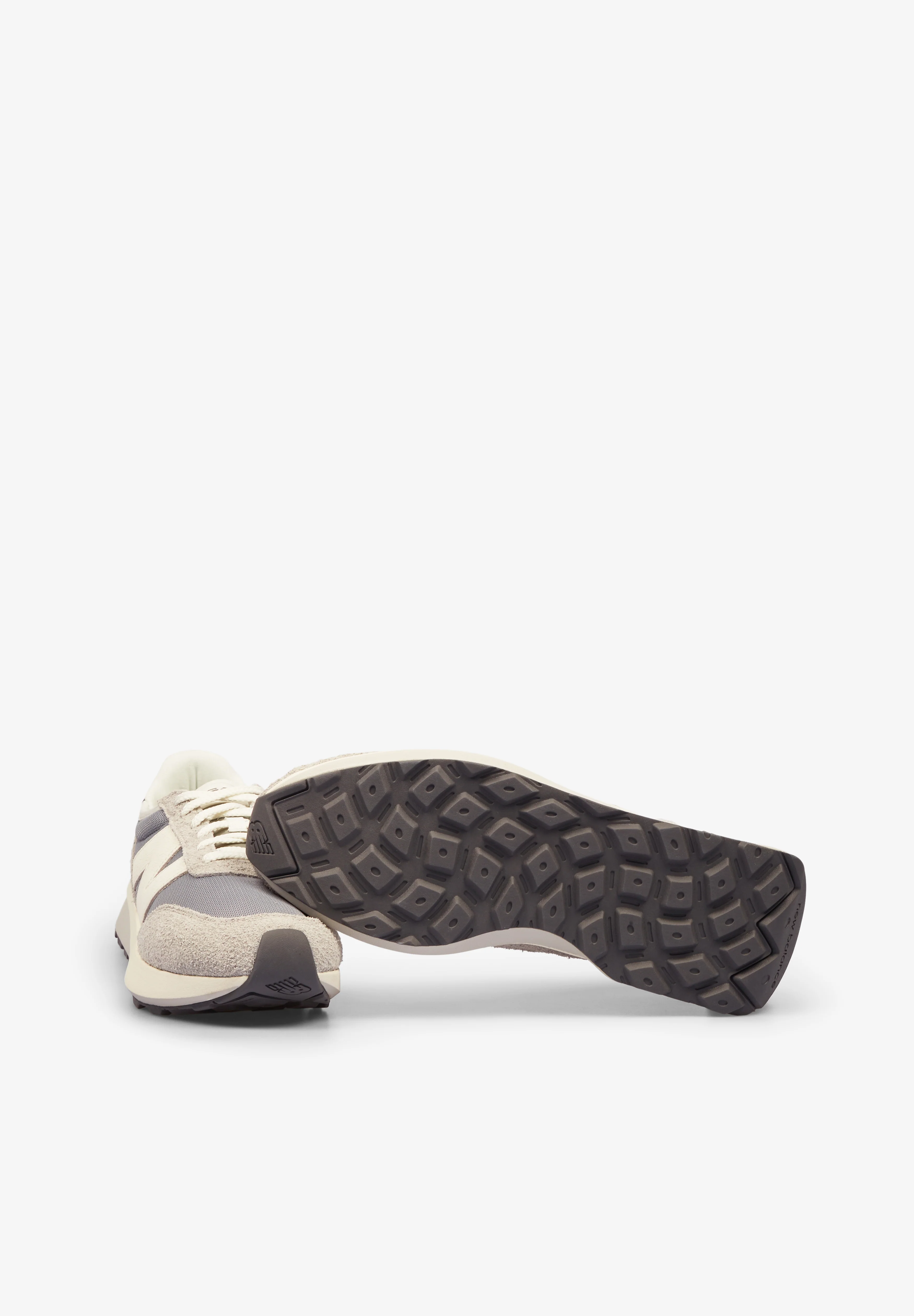 NEW BALANCE | SNEAKERS 370 - Image 6
