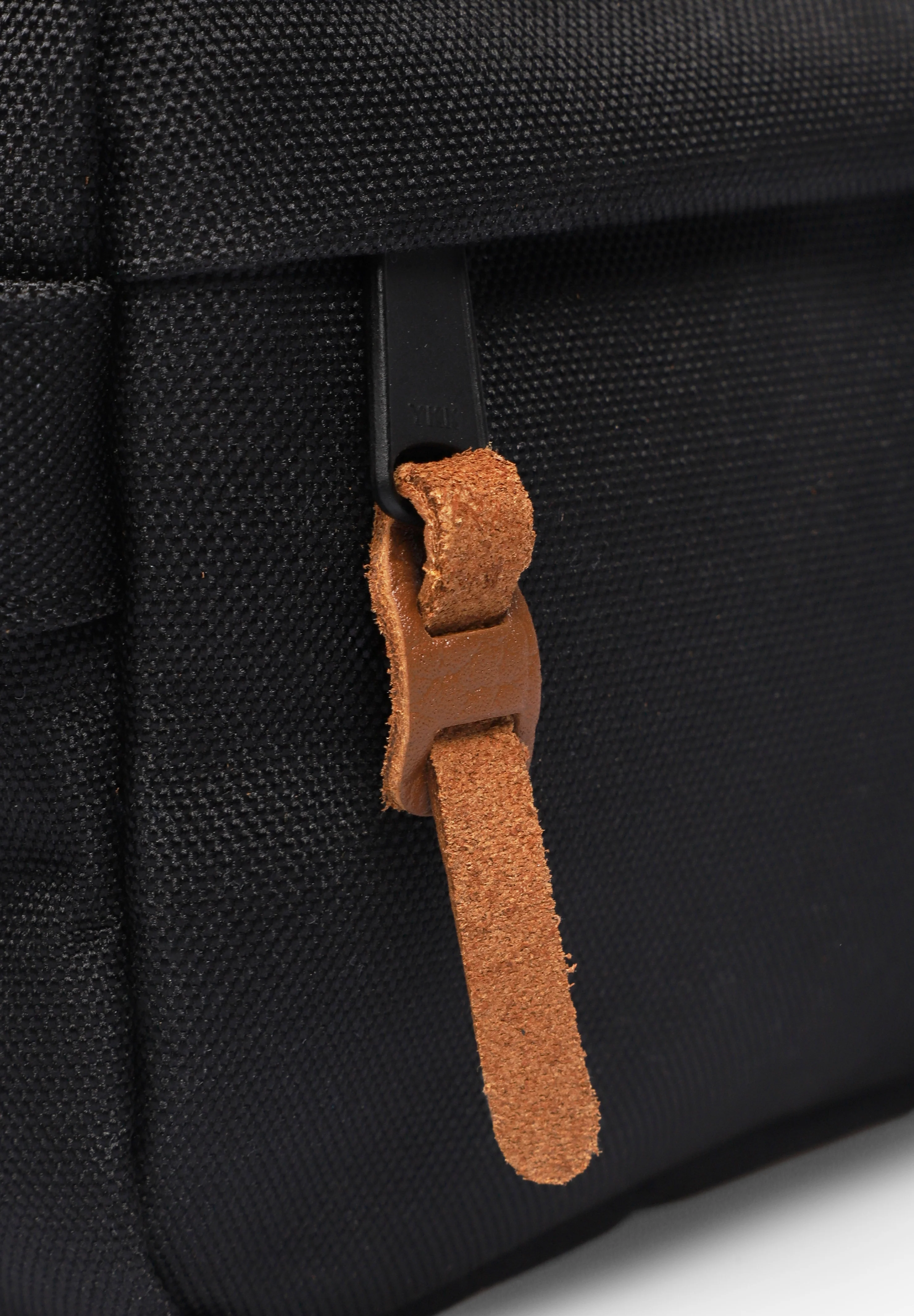 HERSCHEL | NECESER CHAPTER TRAVEL KIT - Image 5
