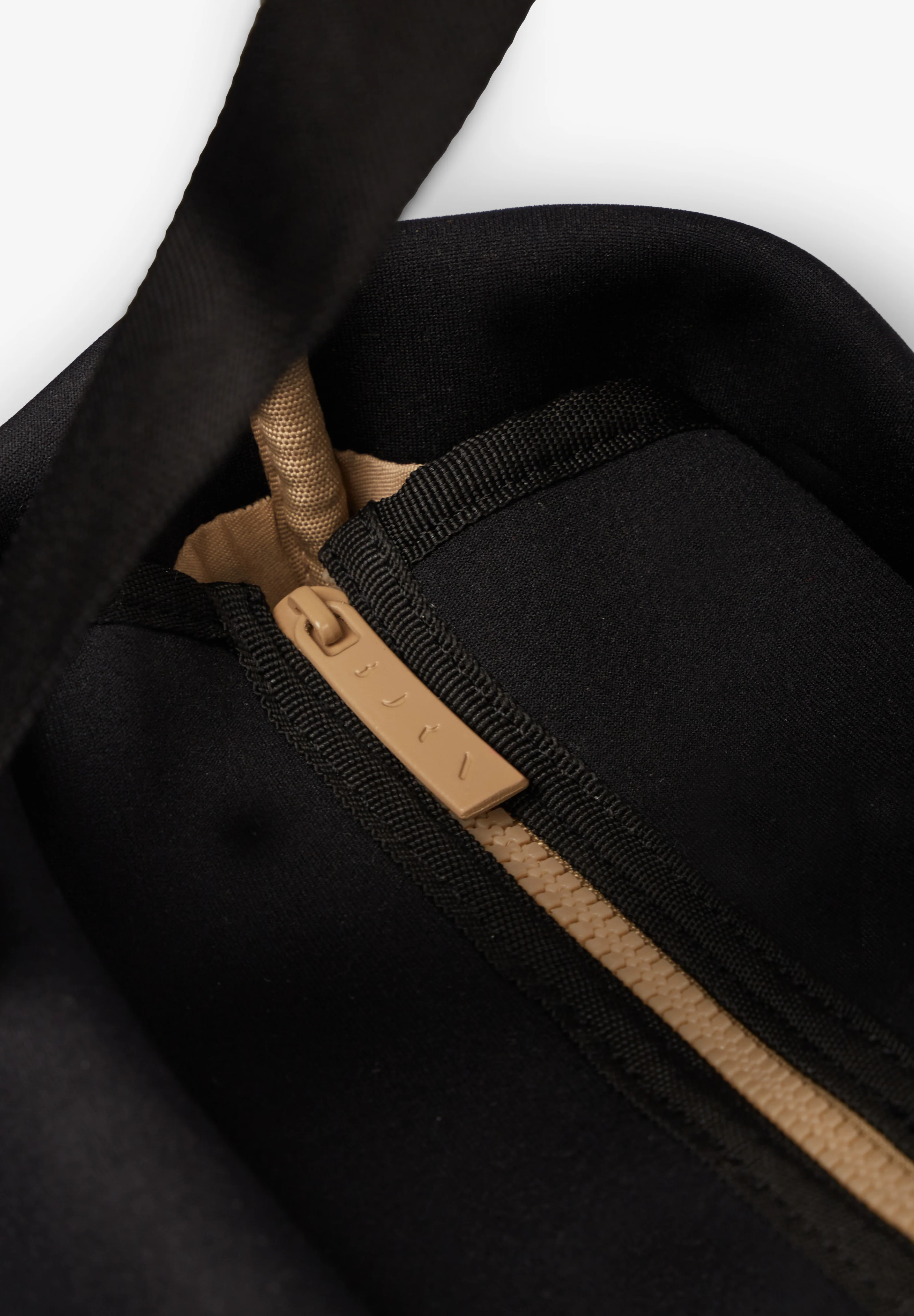 BORN LIVING YOGA | BOLSO NEST - Image 4