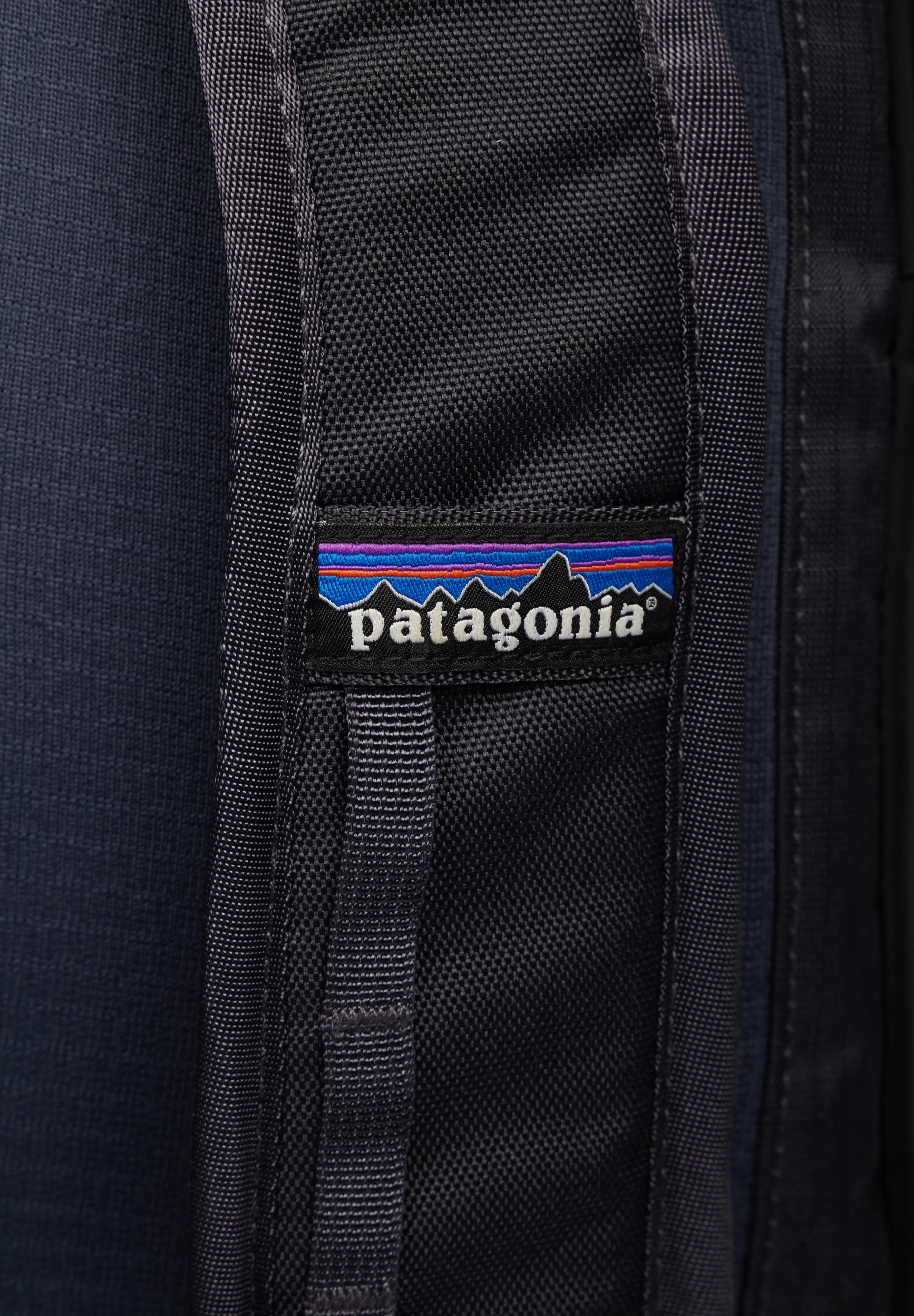 PATAGONIA | MOCHILA BLACK HOLE MINI MLC - Image 5