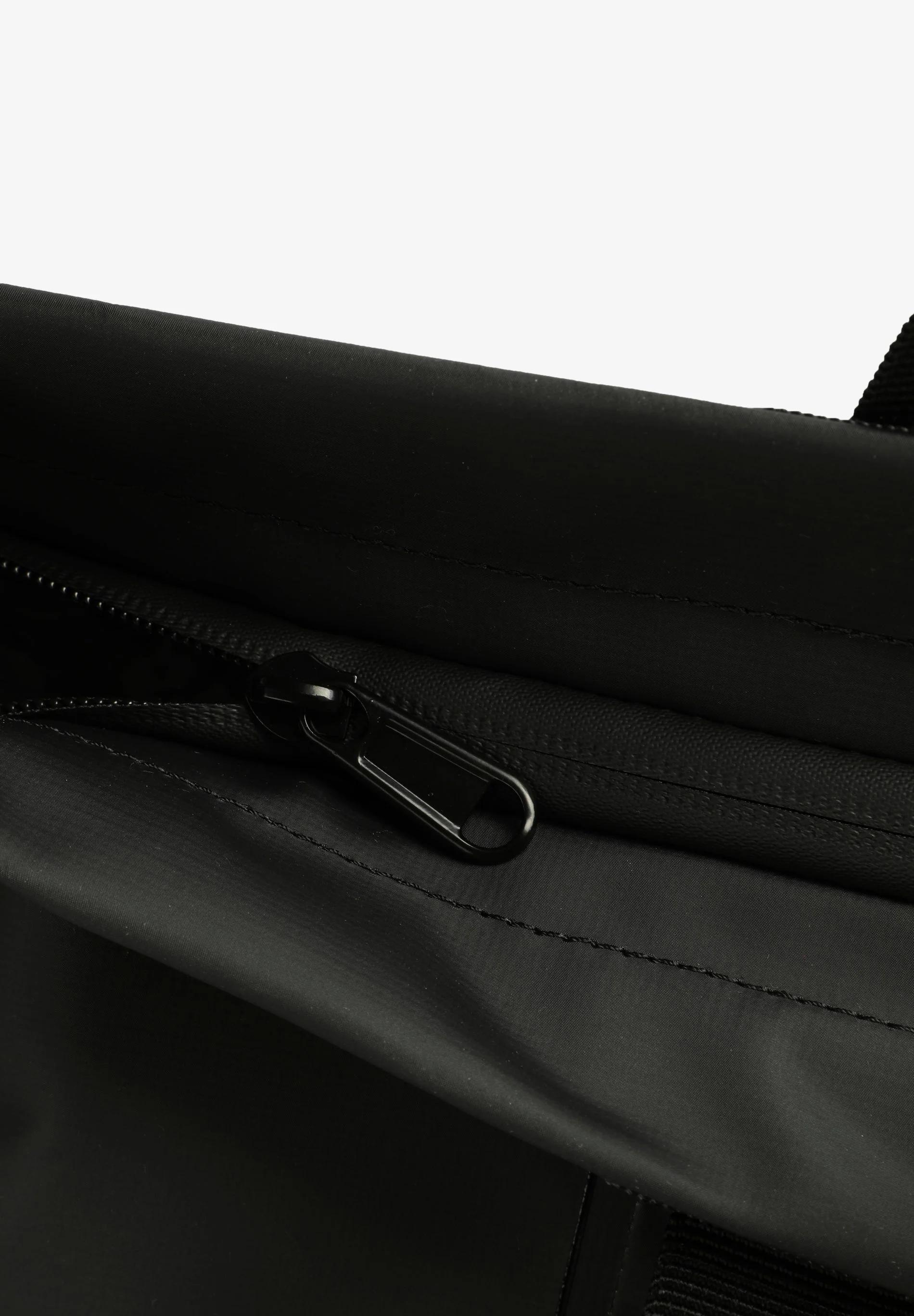 DEEPLY | BOLSA SURF EXPLORER - Image 4