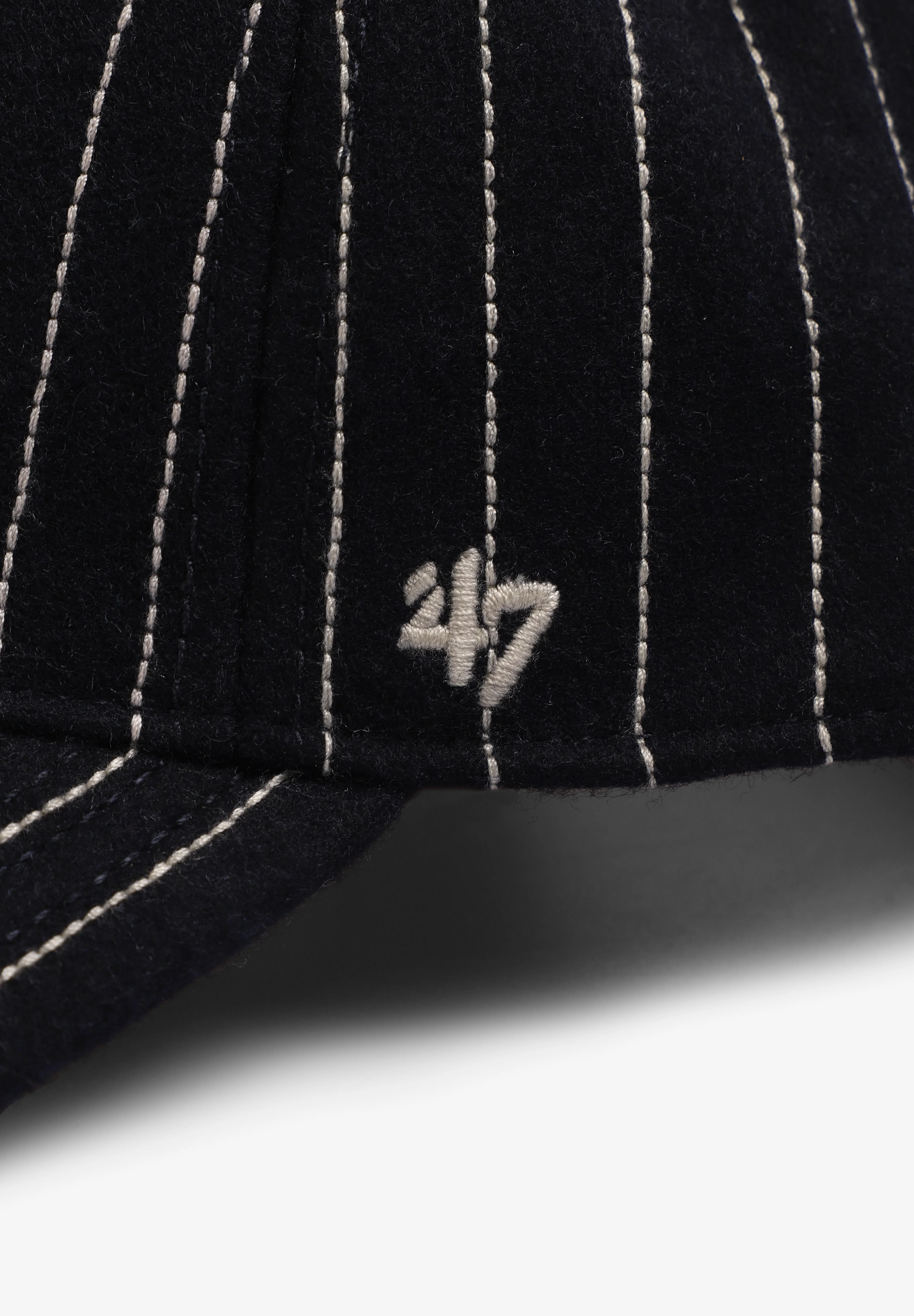 47 BRAND | GORRA MLB NEW YORK YANKEES WOOL PINSTRIPE ’47 CLEAN UP - Image 4