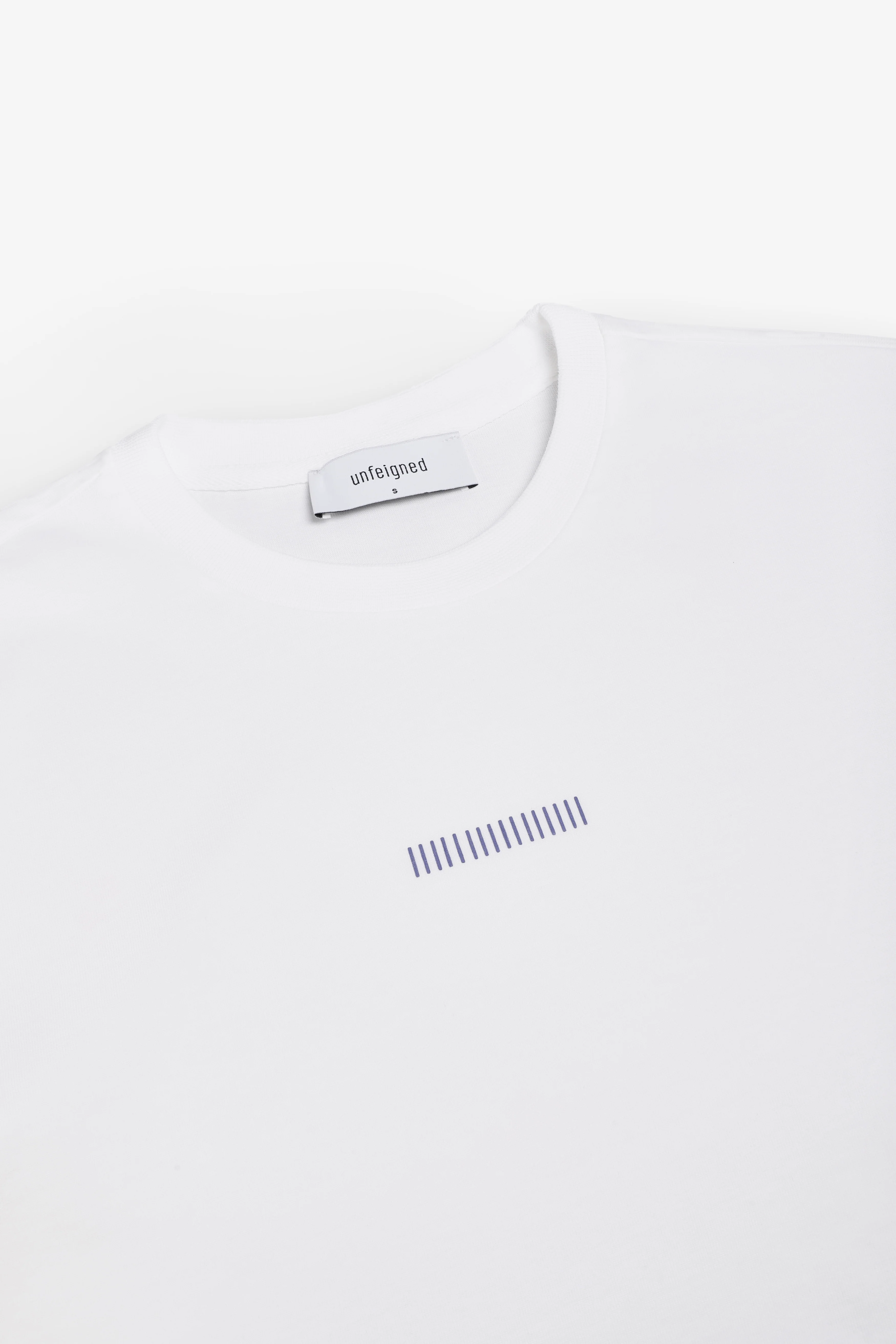 UNFEIGNED | CAMISETA BASICA CON LOGO - Image 3
