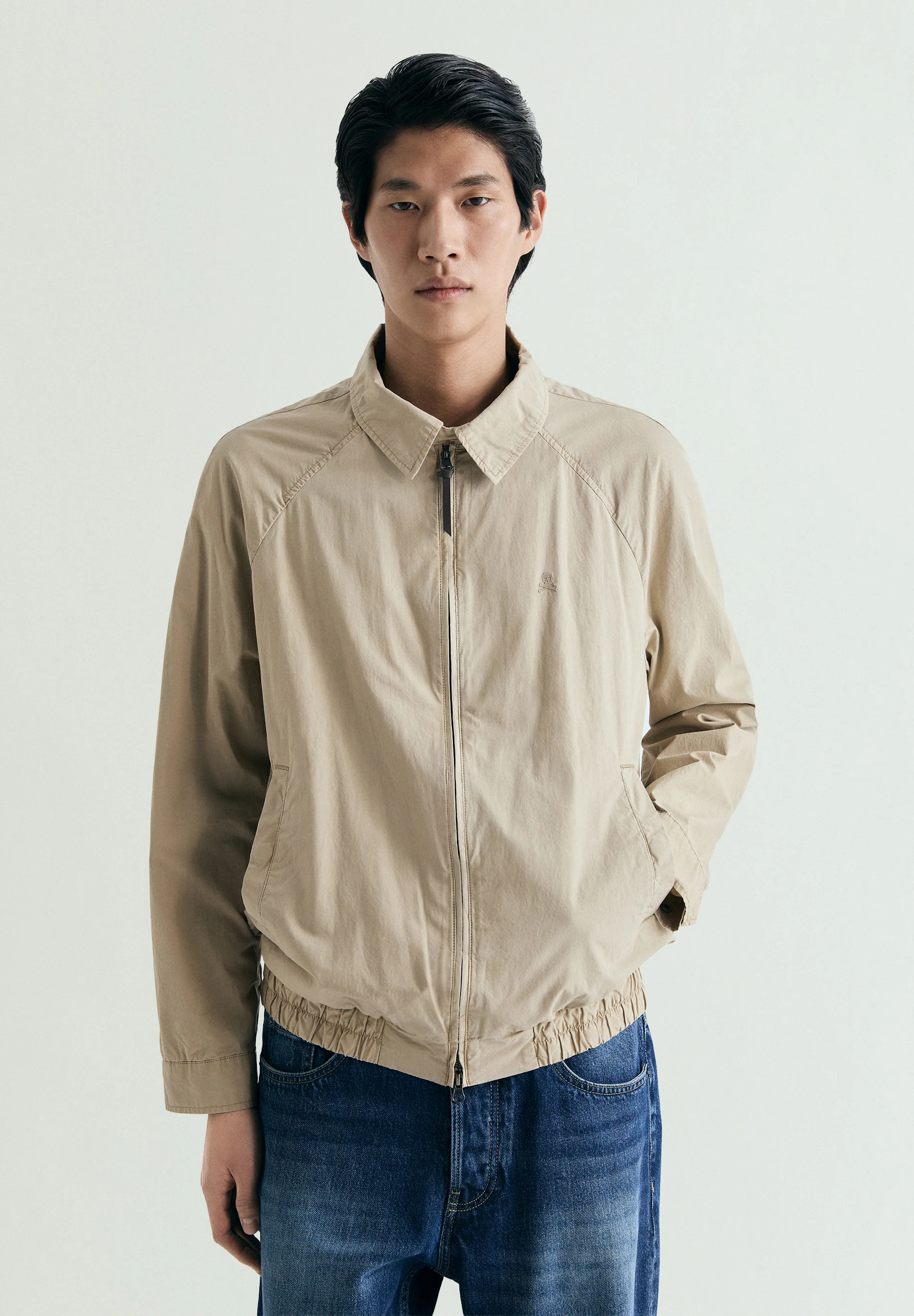 CHAQUETA BOMBER BORDADA - Image 3