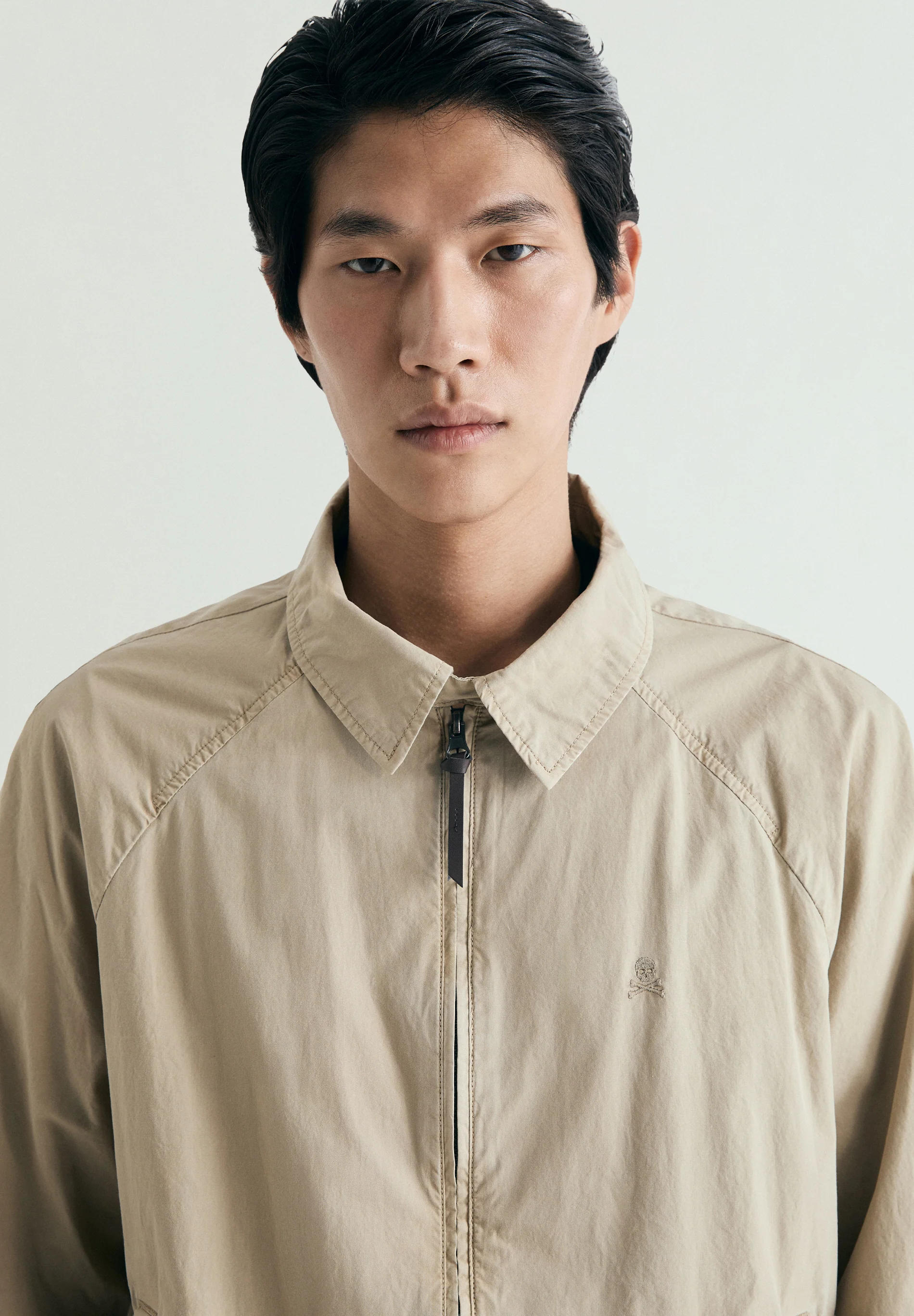 CHAQUETA BOMBER BORDADA - Image 4