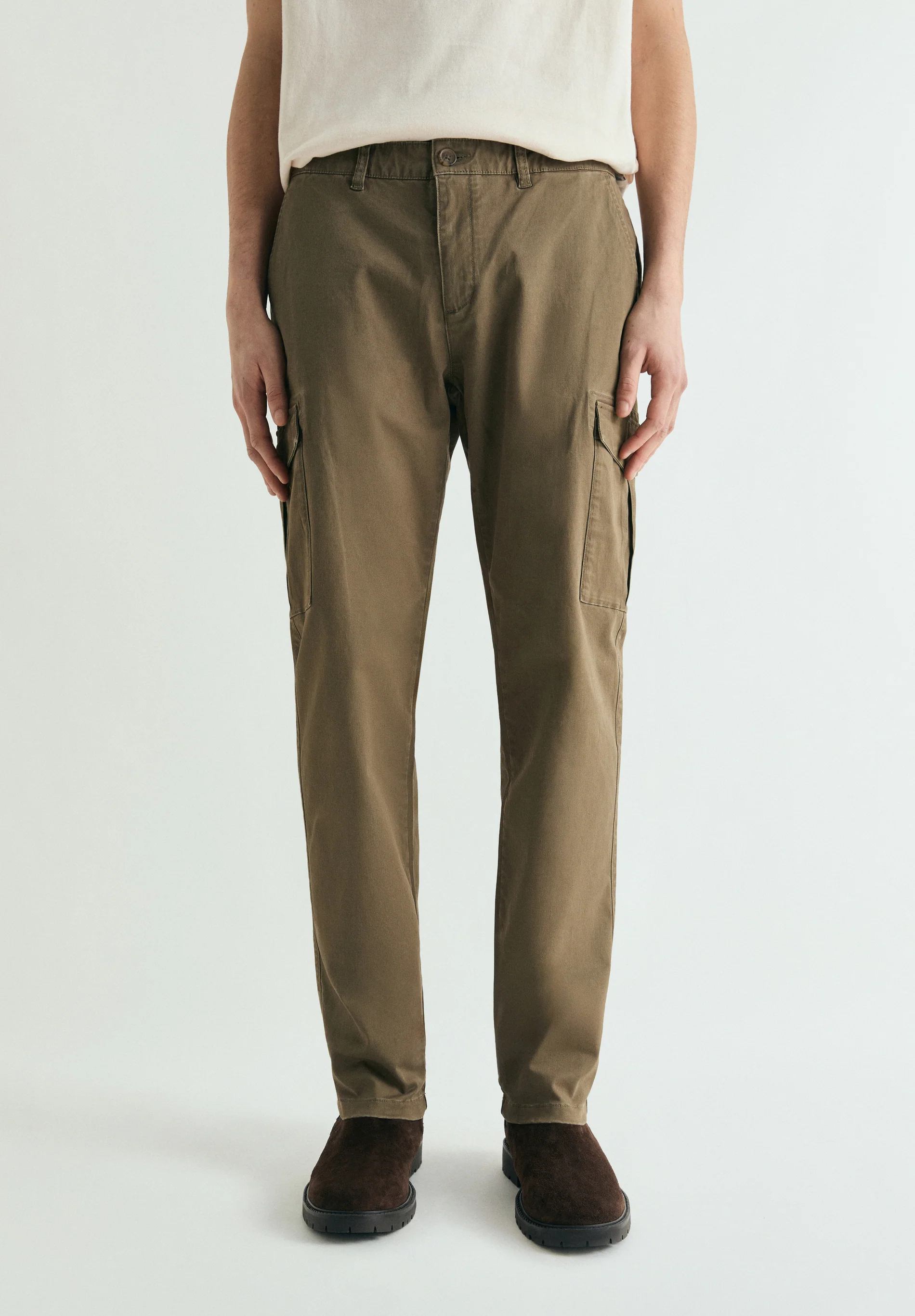 PANTALÓN CARGO SLIM FIT - Image 3