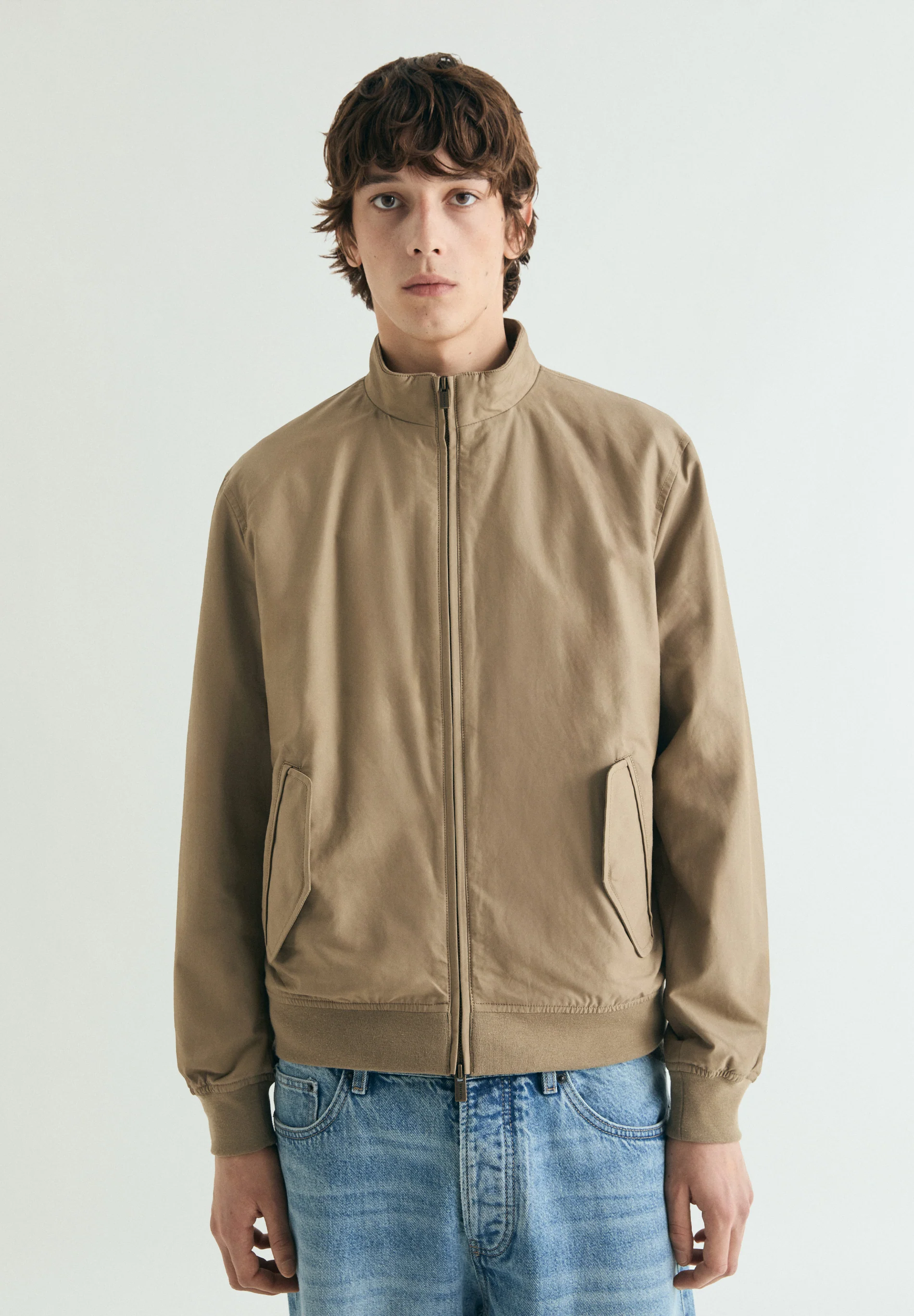 CHAQUETA BOMBER CUELLO ALTO - Image 4