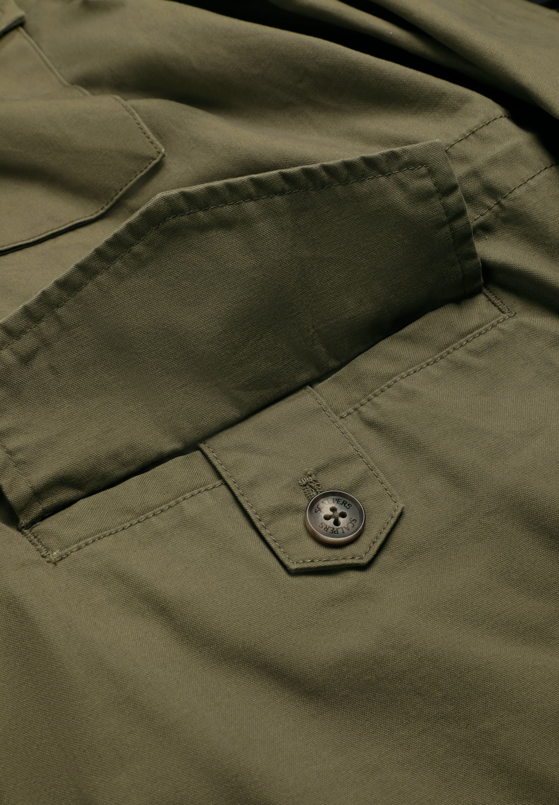 CHAQUETA MILITAR CON CAPUCHA OCULTA - Image 13