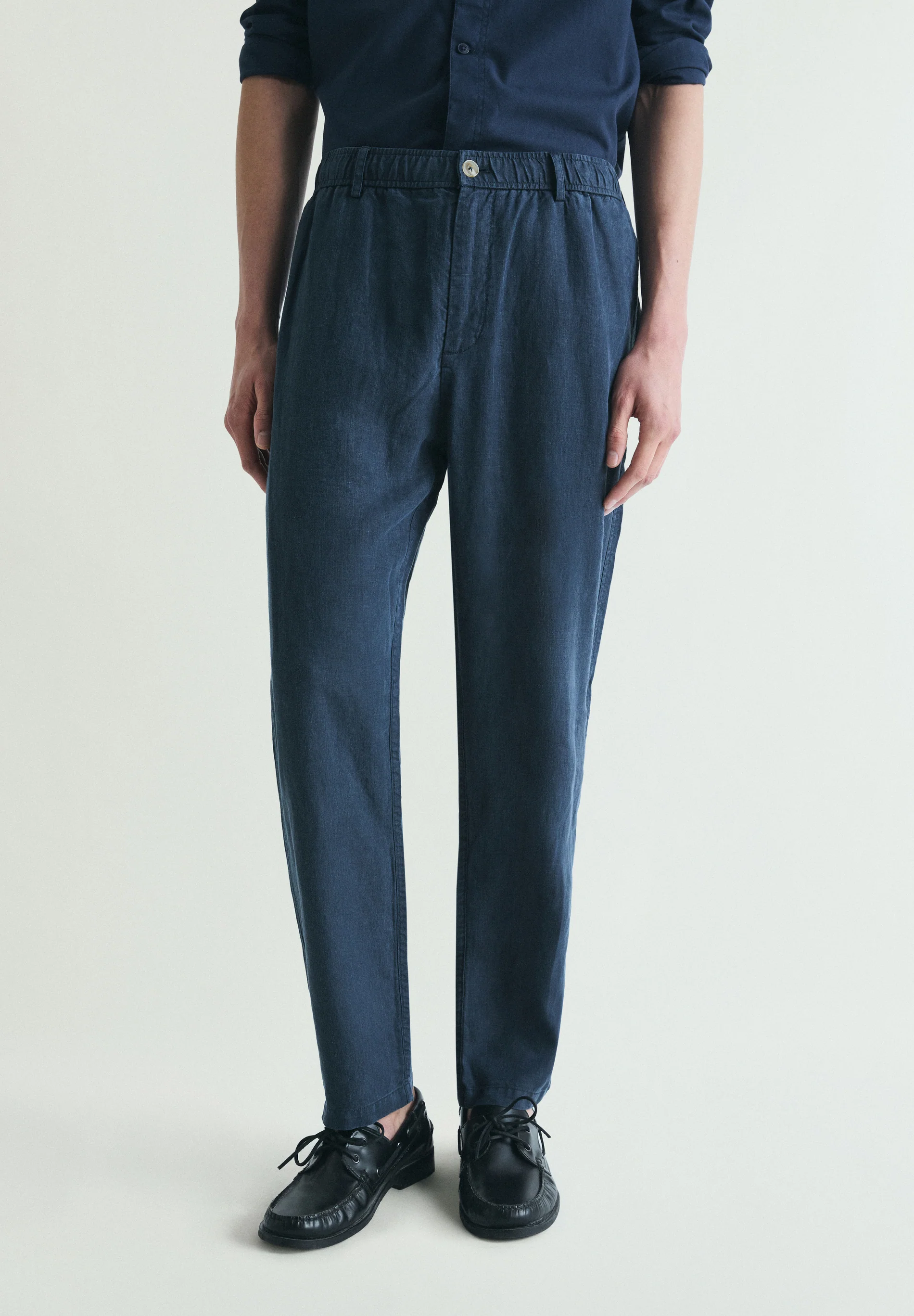 PANTALÓN LINO RELAXED FIT - Image 3