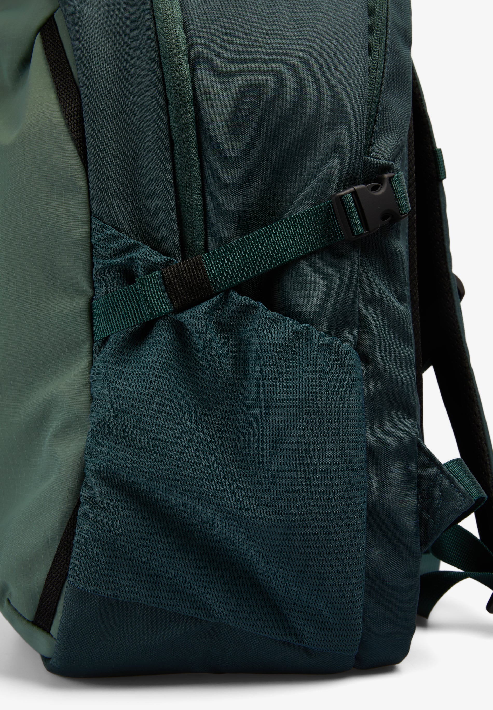 MOCHILA DOBLE BOLSILLO LETTERING - Image 5
