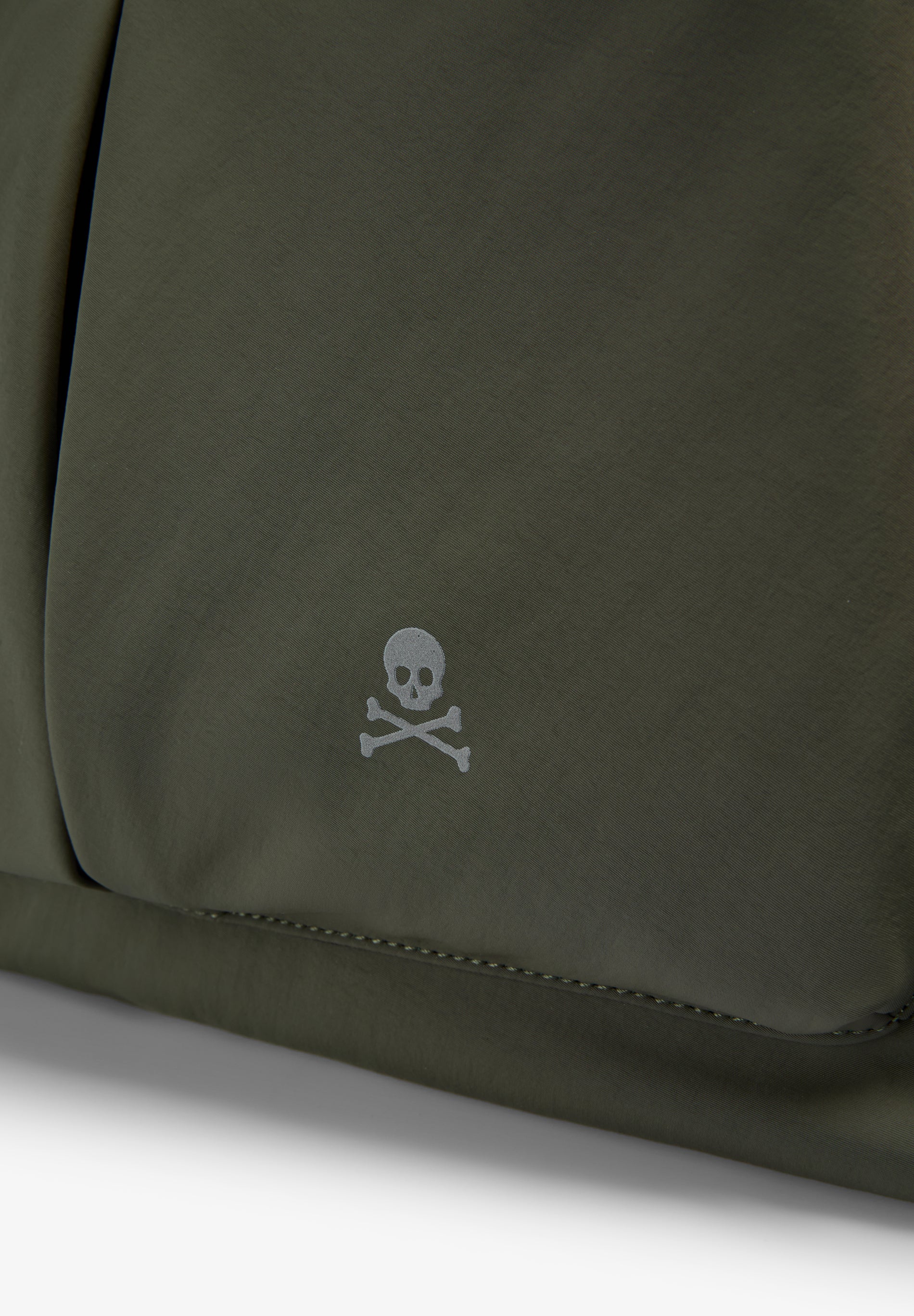 BOLSA TÉCNICA CON BOLSILLOS - Image 6