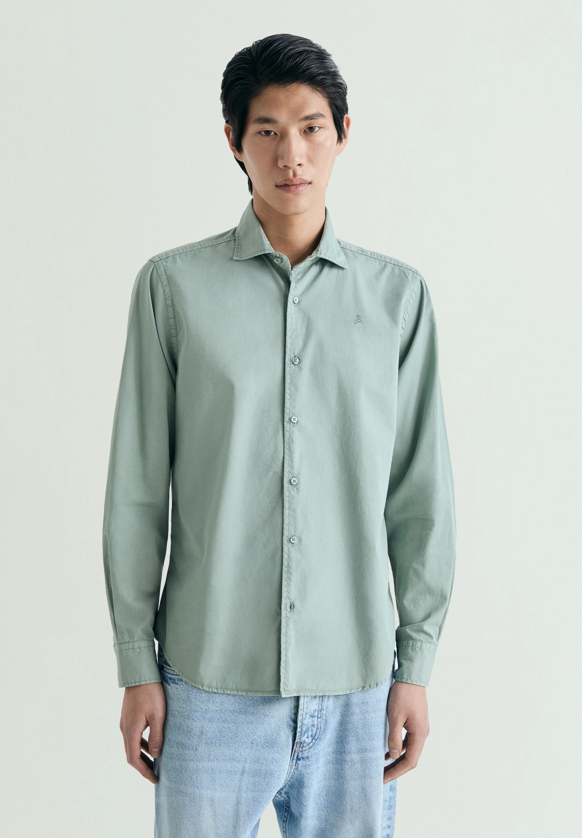 CAMISA REGULAR FIT BORDADA
