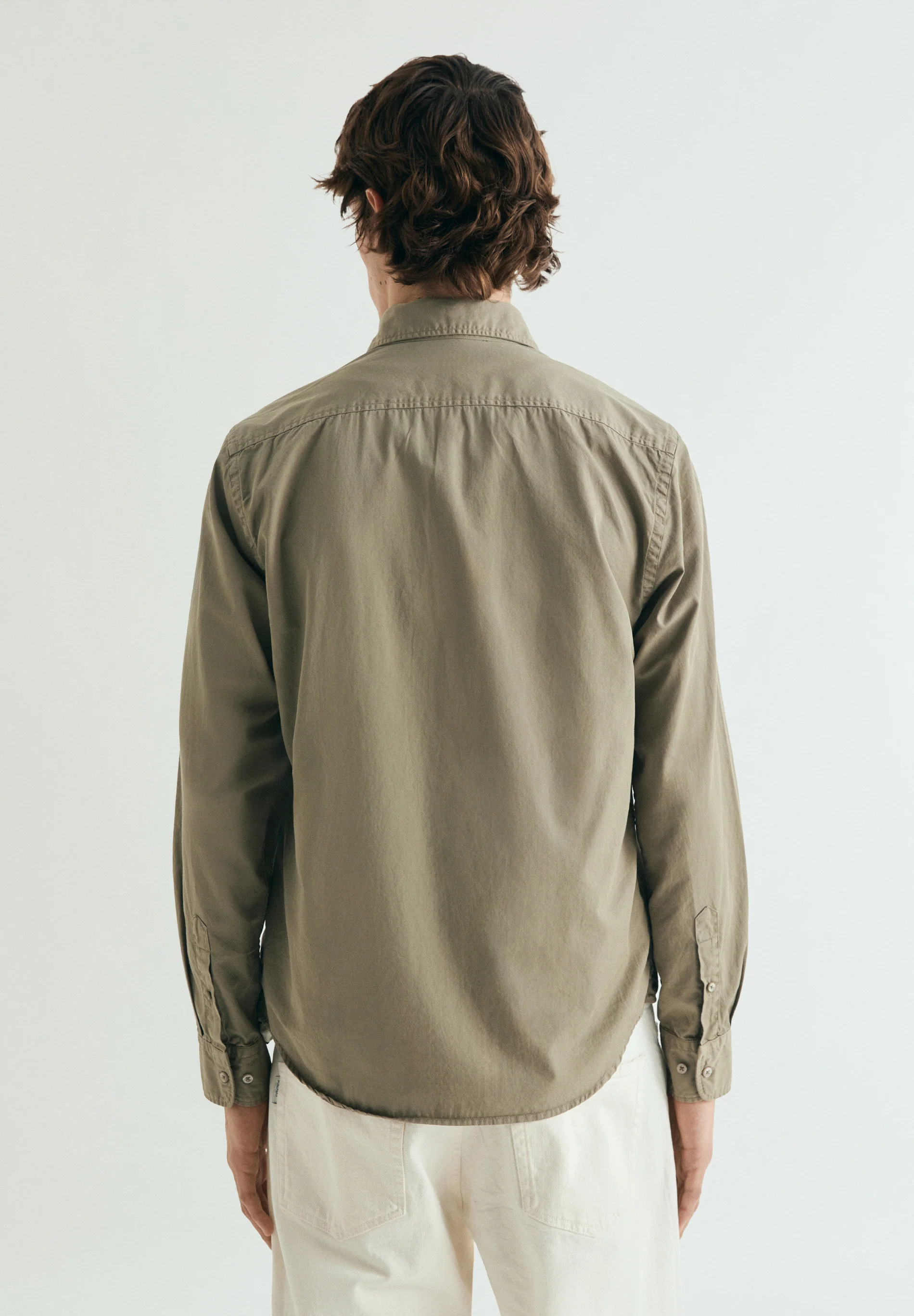 CAMISA REGULAR FIT BORDADA - Image 4