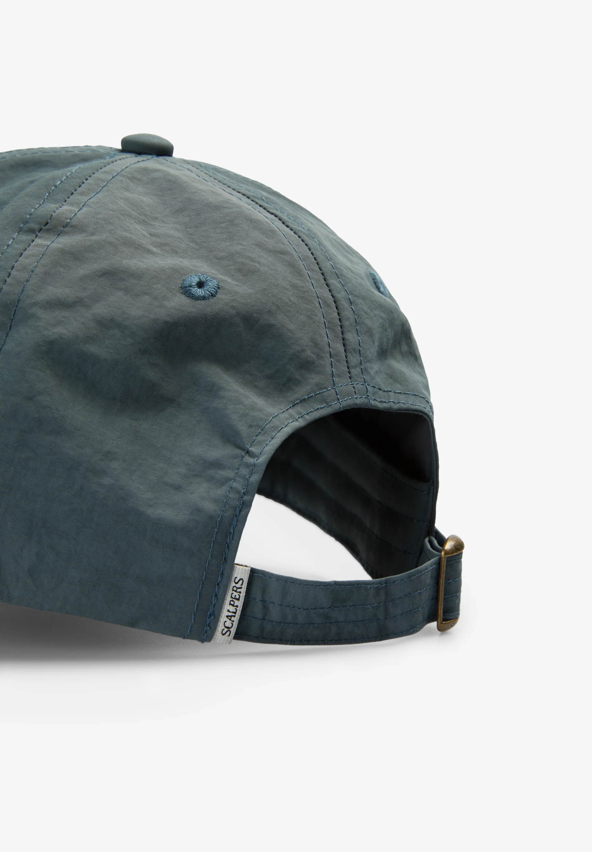 GORRA TÉCNICA BORDADO CONTRASTE - Image 4