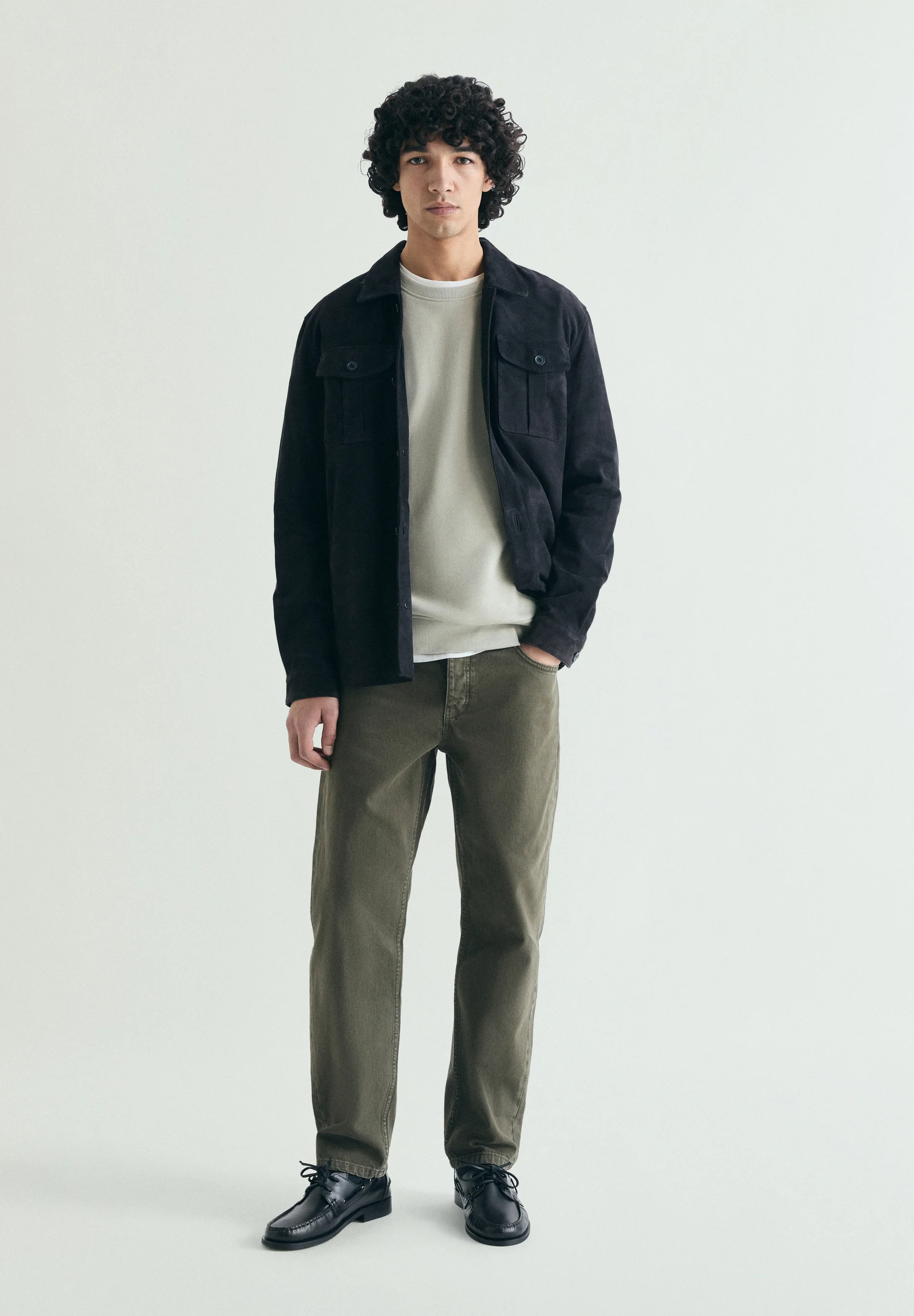 SUDADERA BORDADA WASHED - Image 4