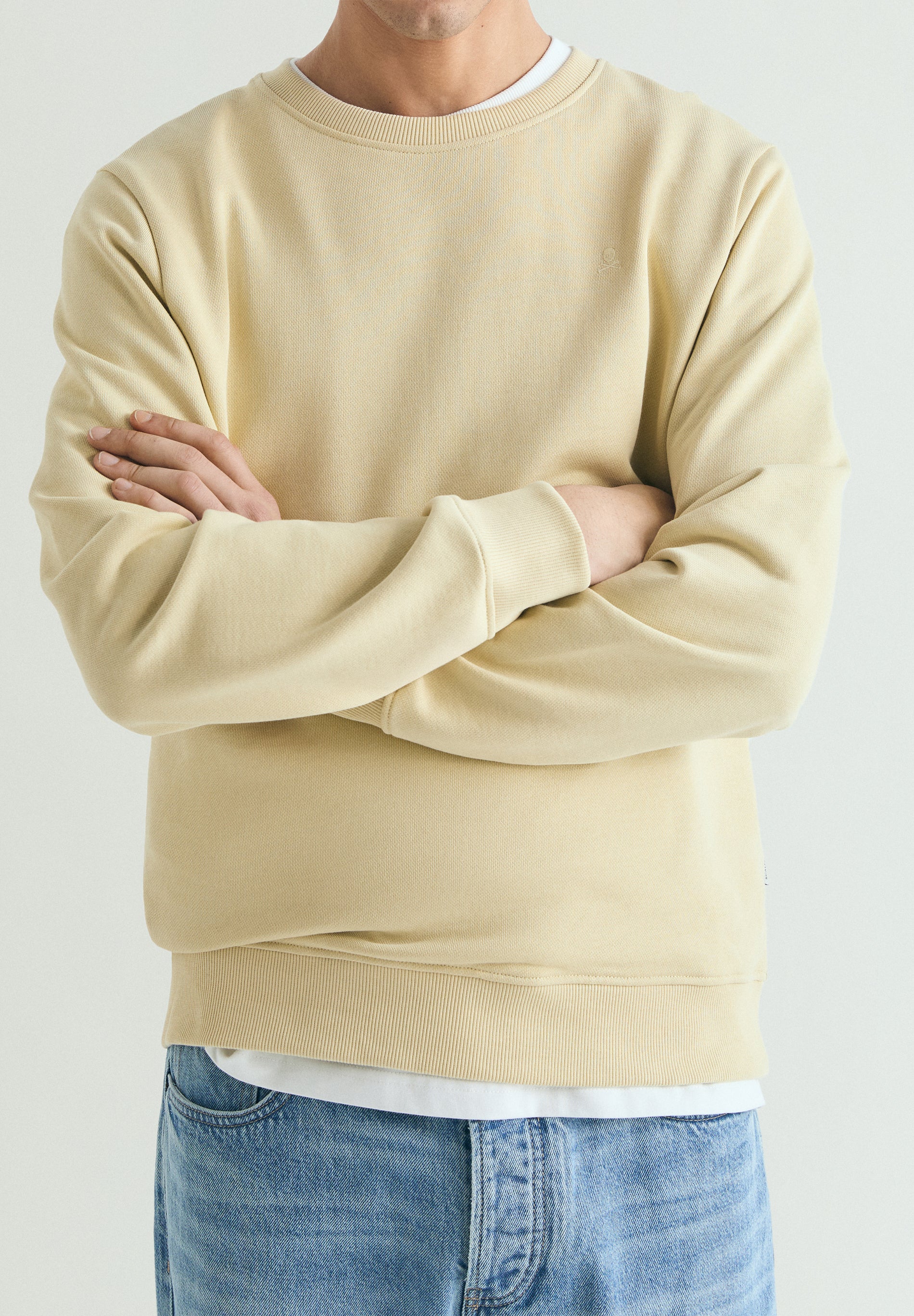 SUDADERA BORDADA WASHED - Image 2
