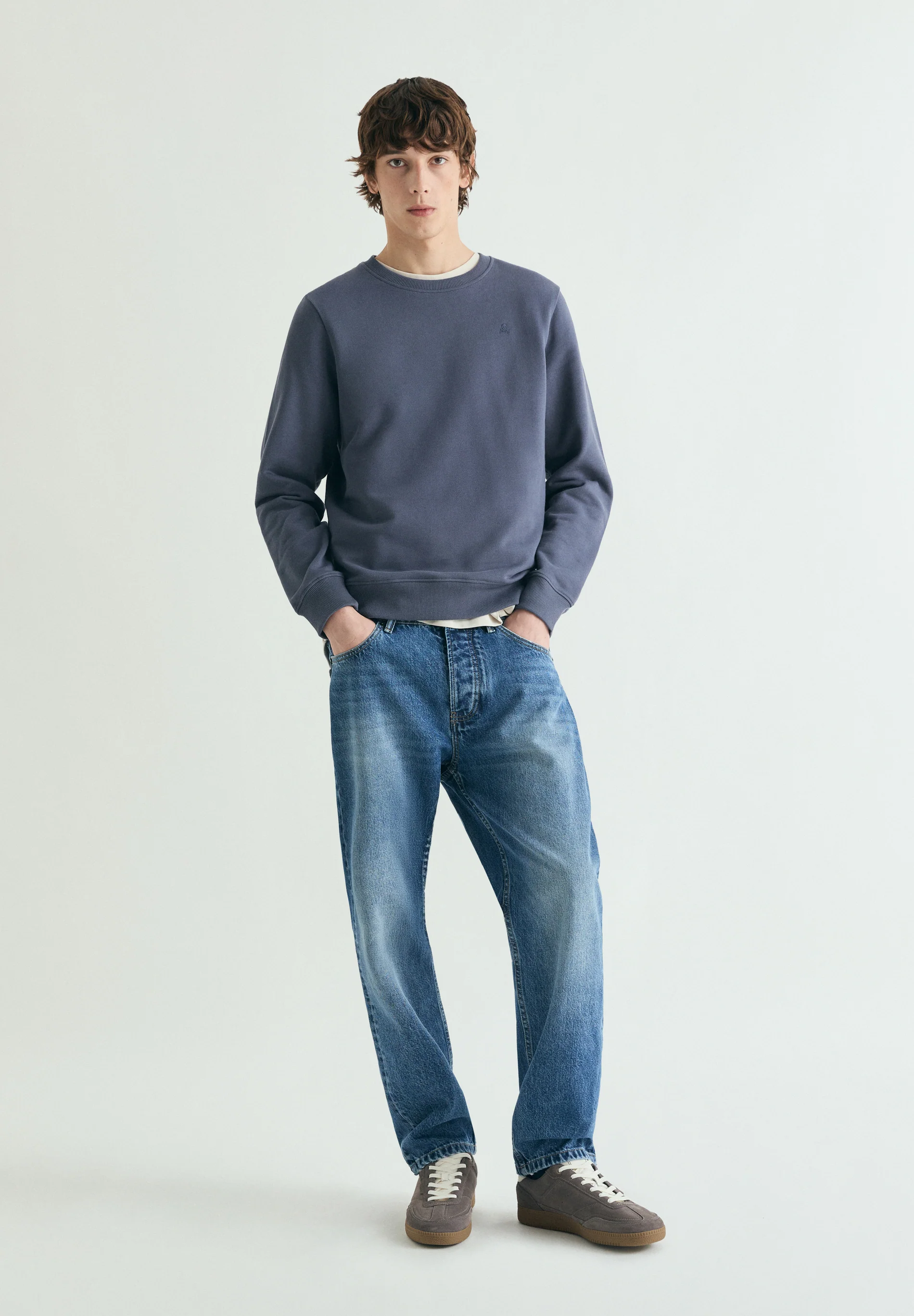 SUDADERA BORDADA WASHED