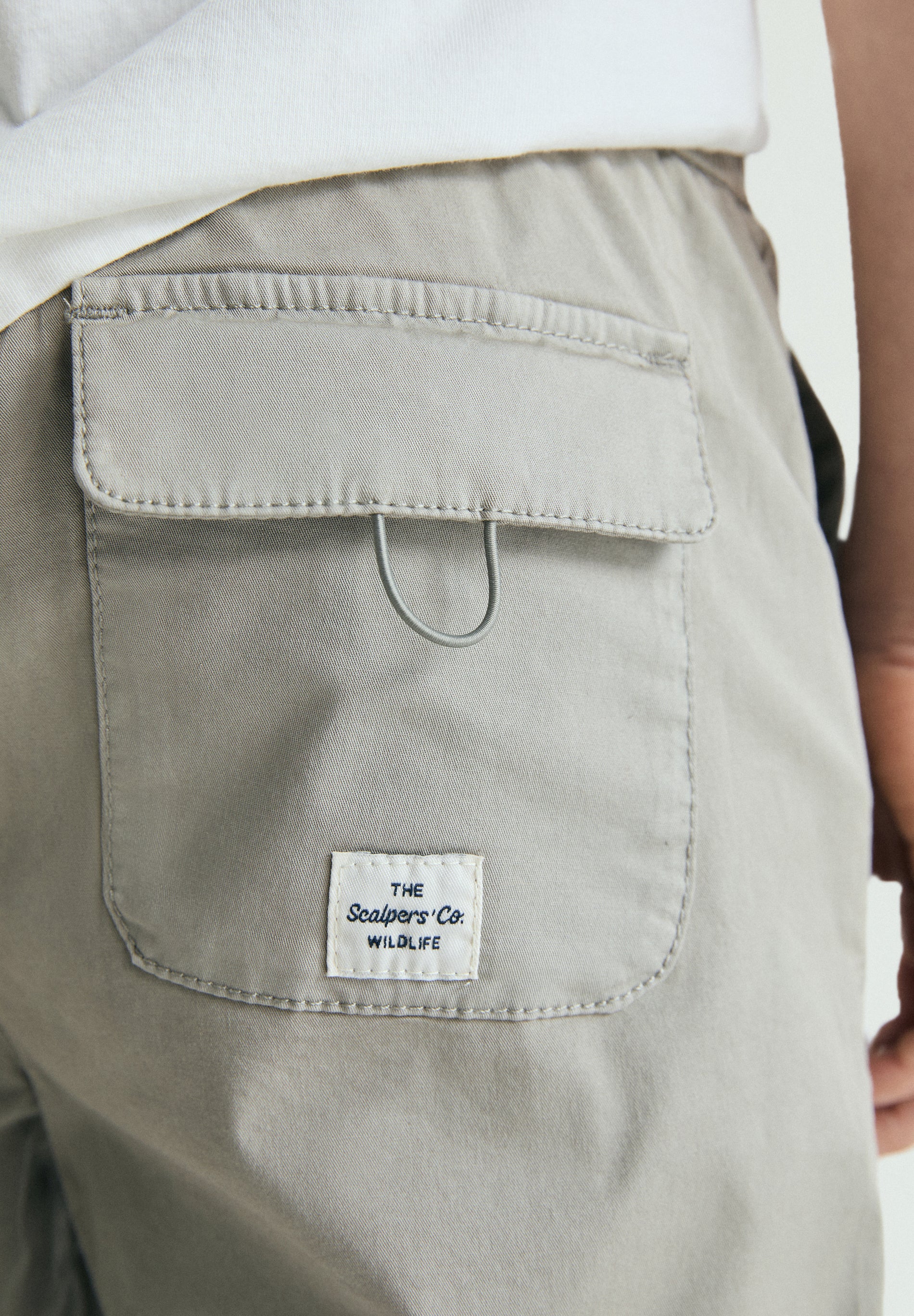 BERMUDAS BOLSILLO TRASERO - Image 3