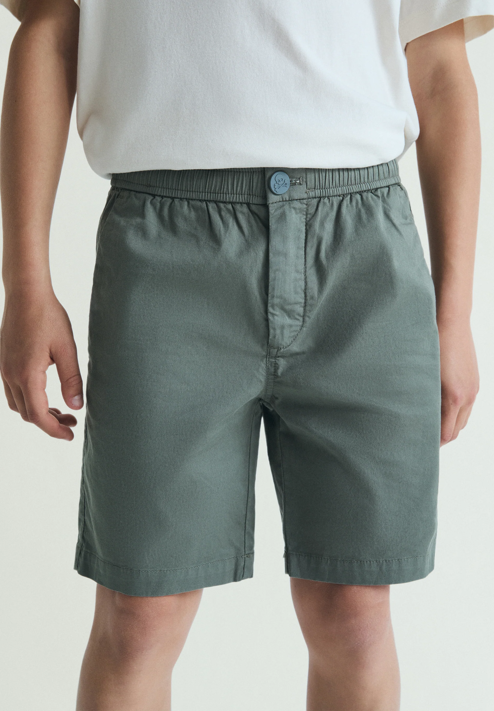 BERMUDAS BOLSILLO TRASERO - Image 2