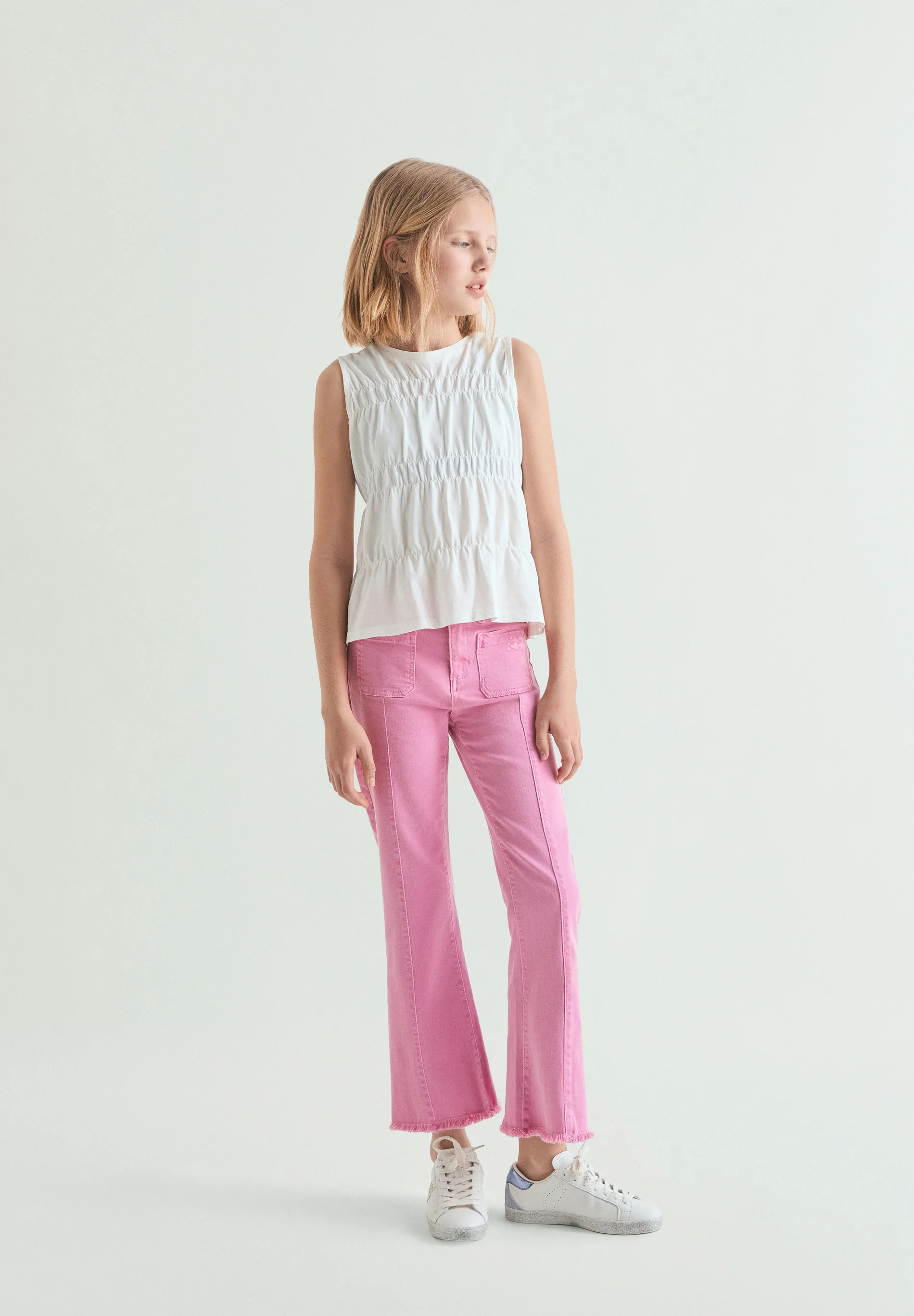 PANTALÓN FLARE COSTURAS
