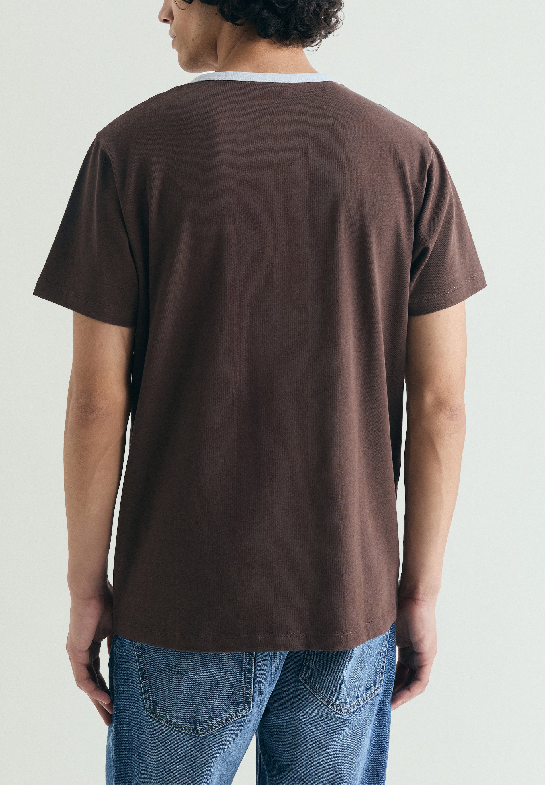 CAMISETA CUELLO CONTRASTE - Image 4
