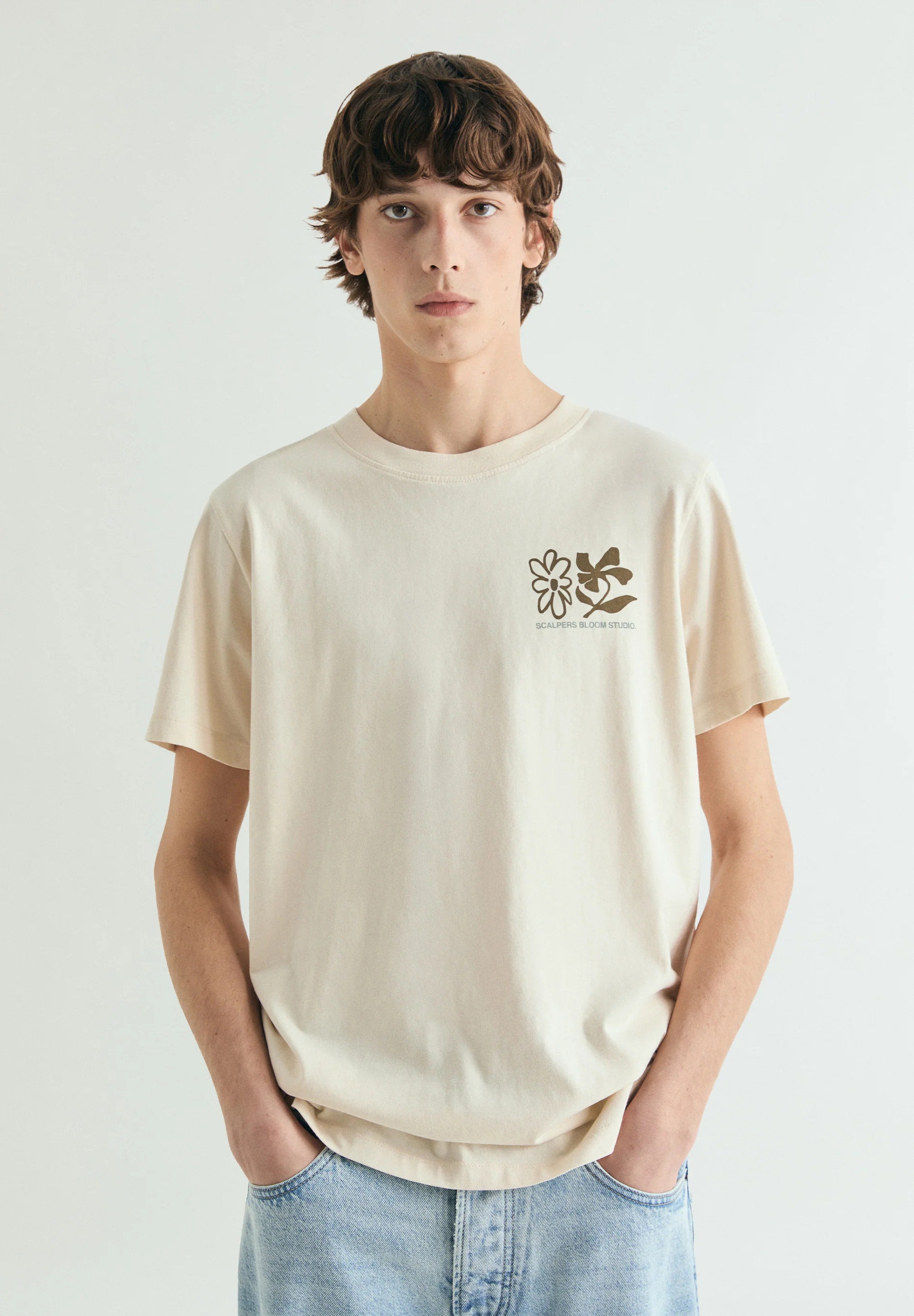 CAMISETA ESTAMPADA BLOOM - Image 2