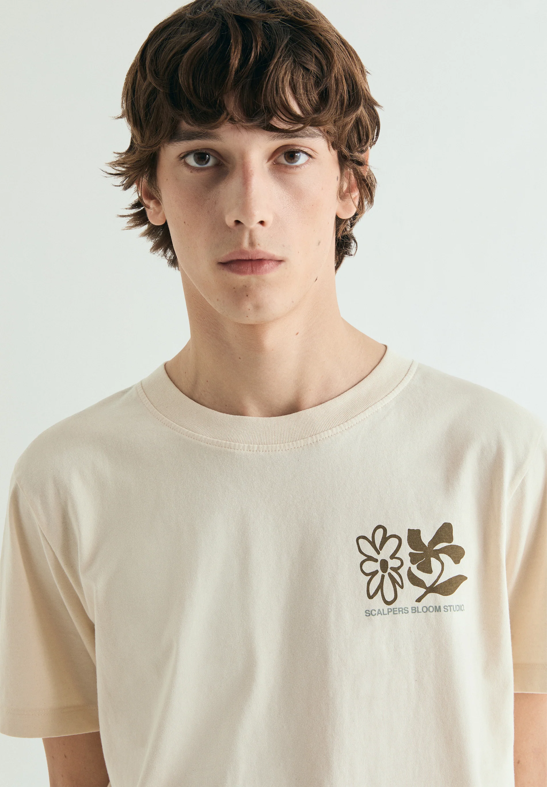 CAMISETA ESTAMPADA BLOOM - Image 3