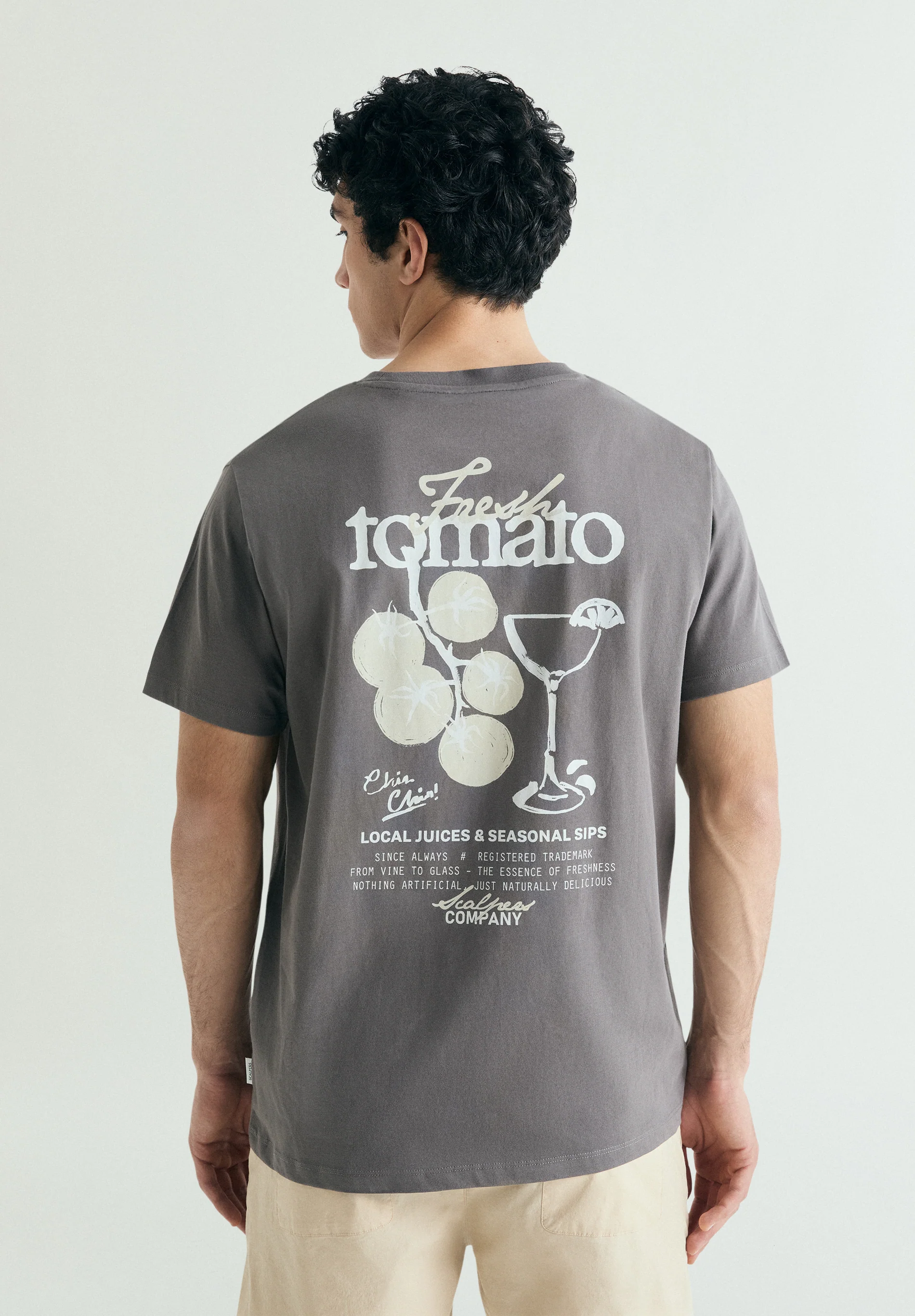 CAMISETA ESTAMPADO A CONTRASTE