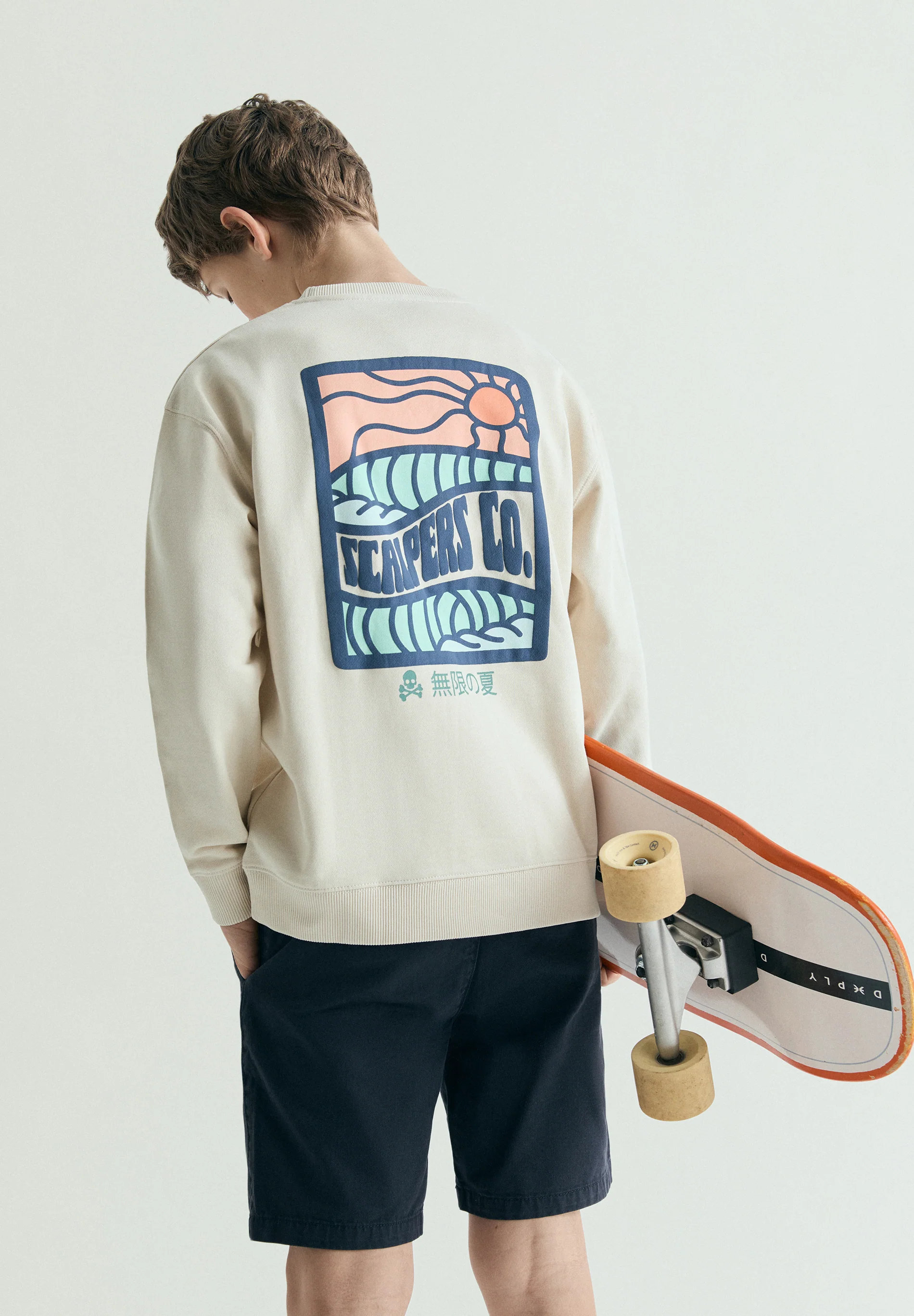 SUDADERA PRINT TRASERO BOLSILLO - Image 3