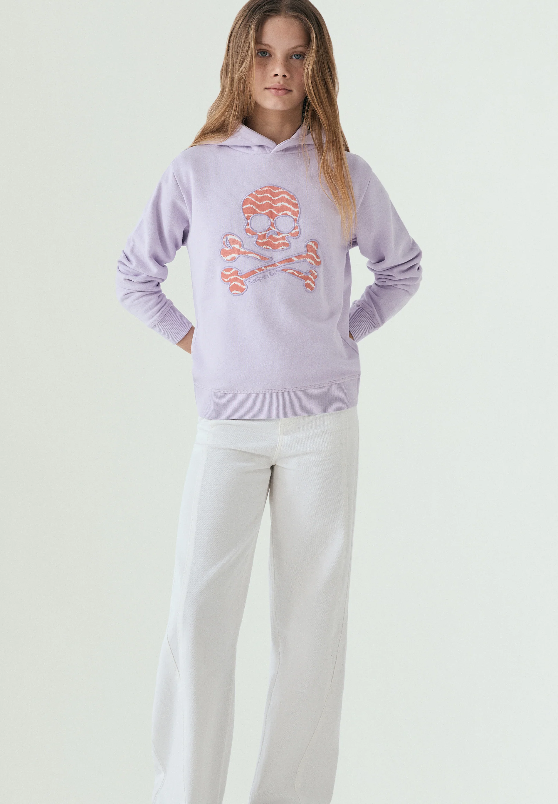SUDADERA CON CAPUCHA CALAVERA