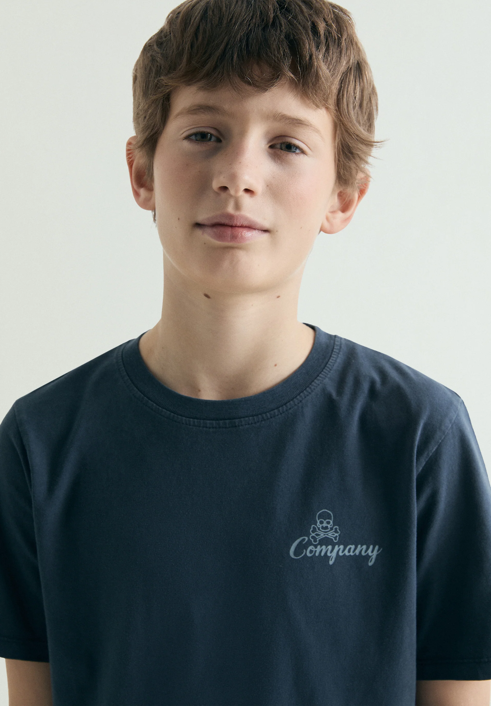 CAMISETA ESTAMPADO TRASERO