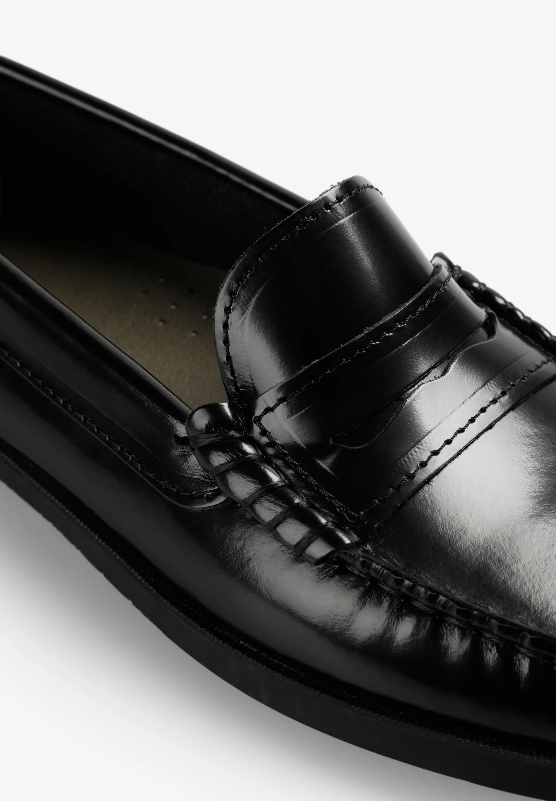 MOCASÍN CLÁSICO DE PIEL - Image 6