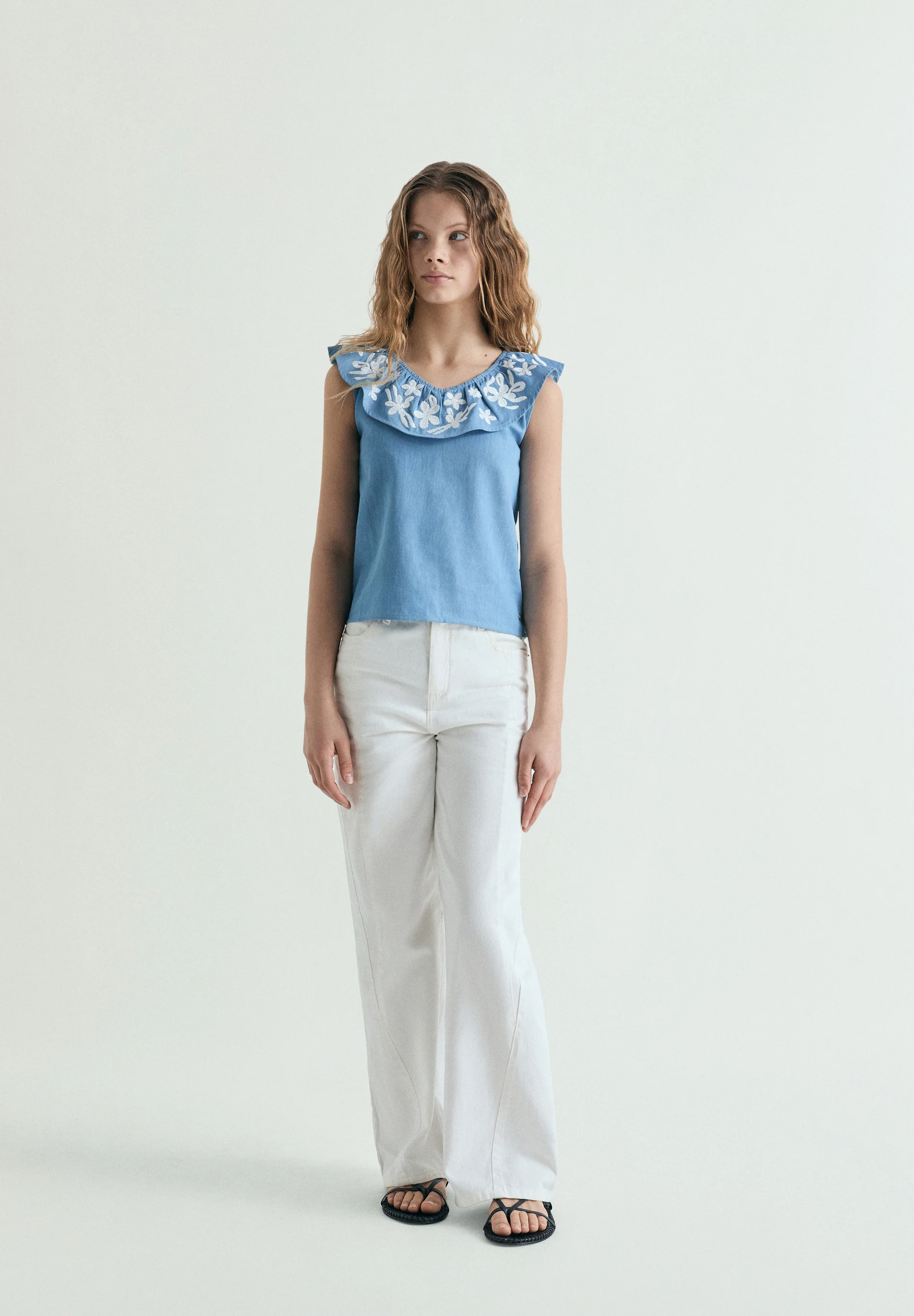 BLUSA DENIM BORDADOS - Image 2