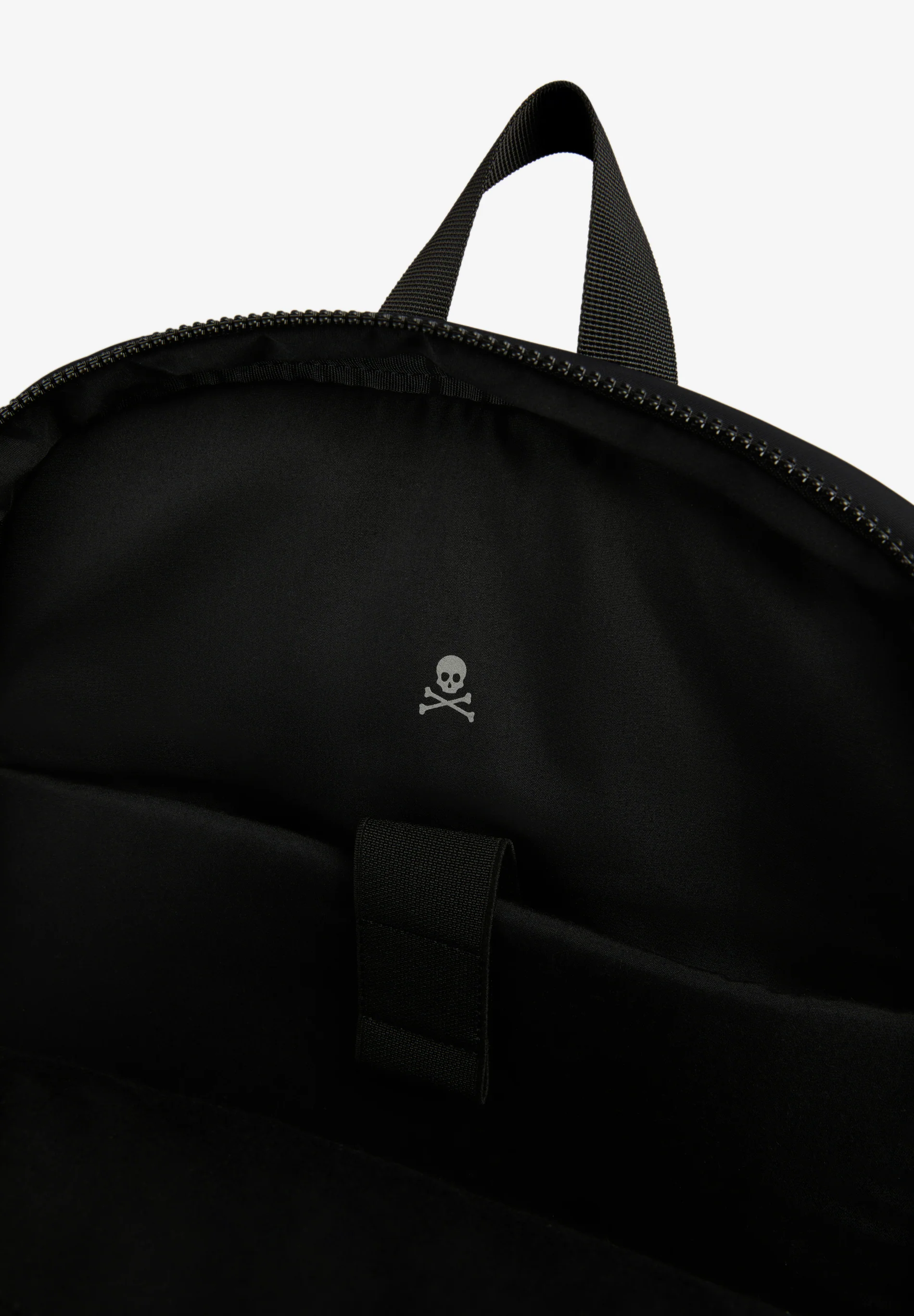 MOCHILA TÉCNICA CON BOLSILLOS - Image 6
