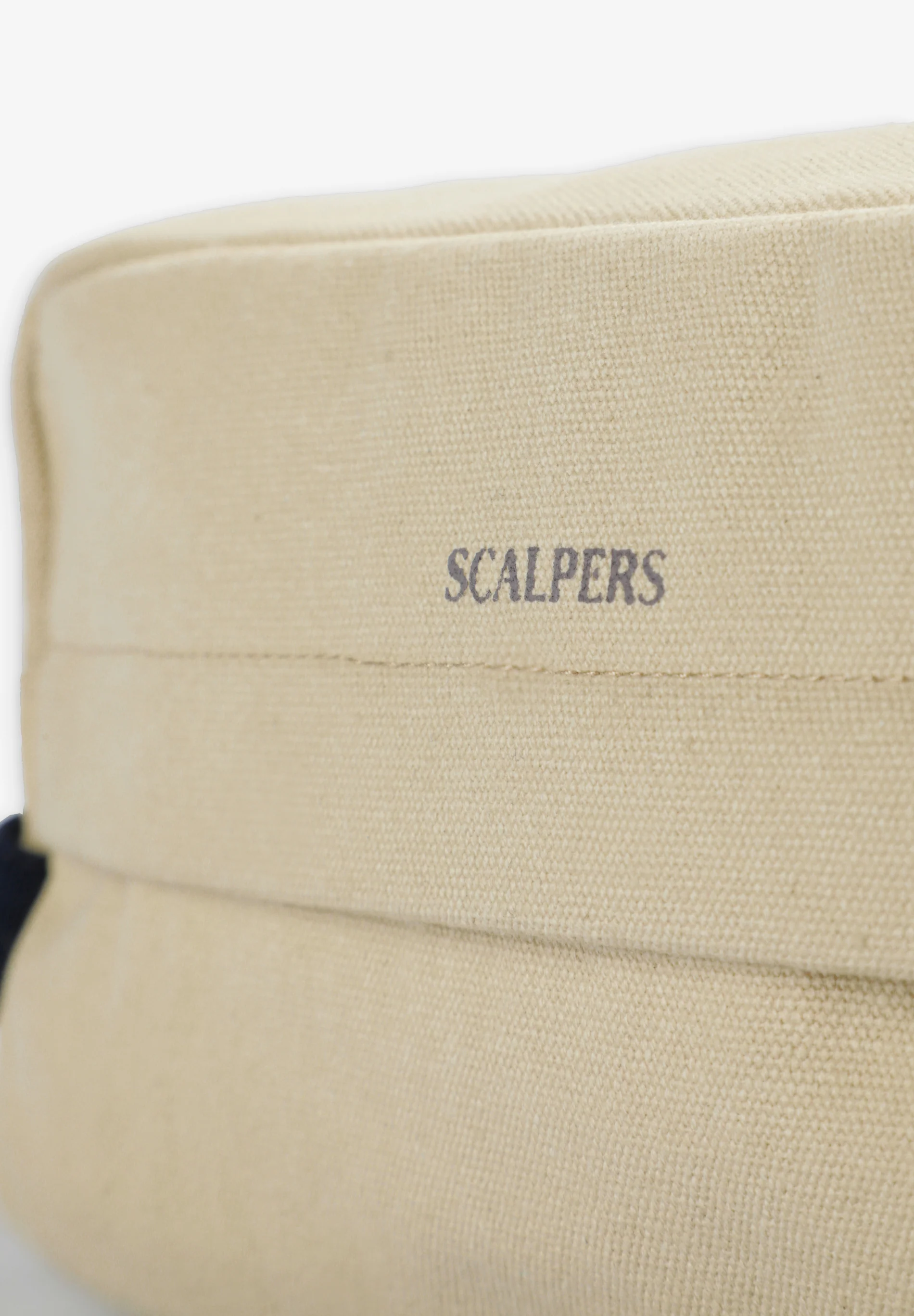 NECESER CANVAS - Image 4