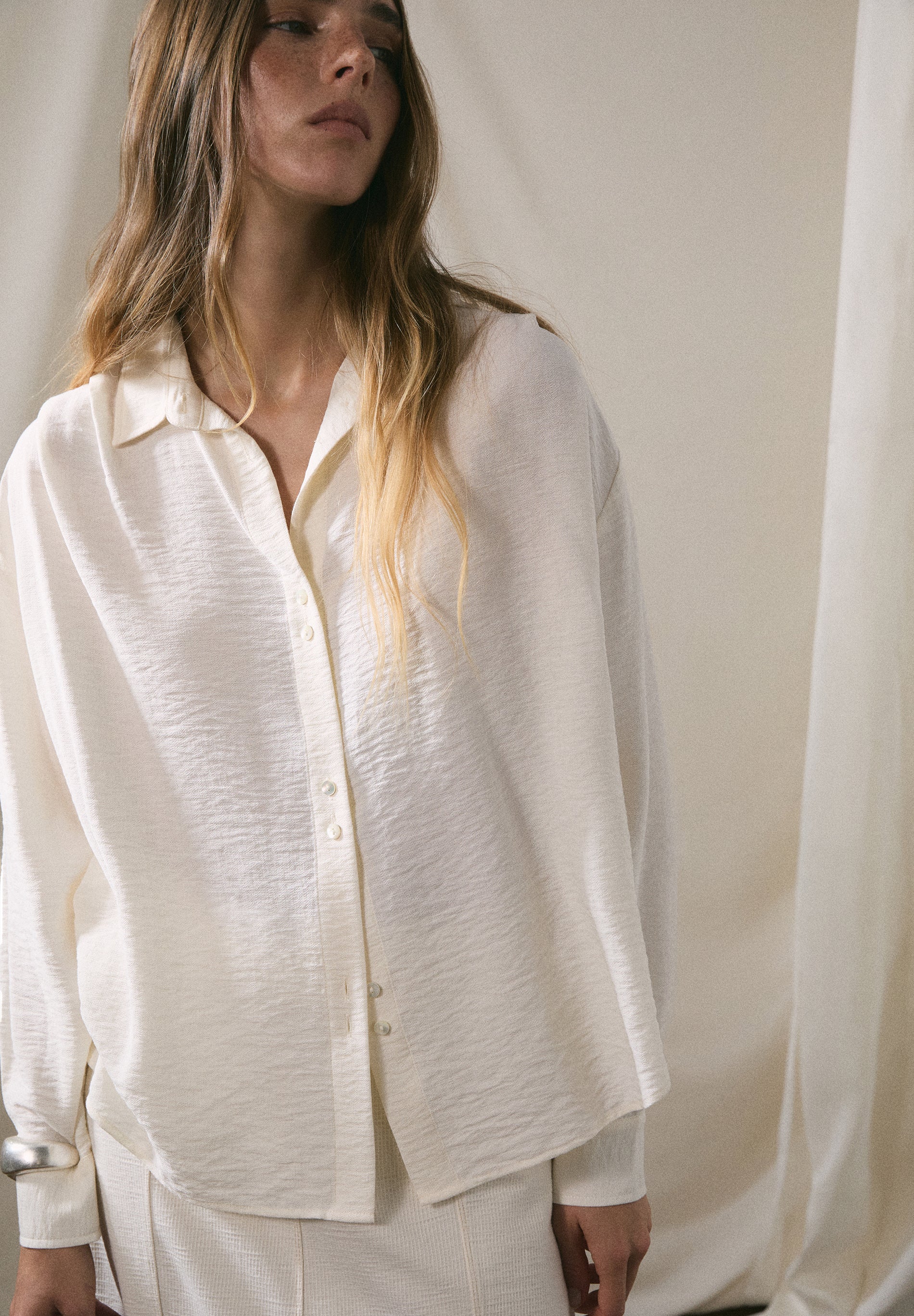 CAMISA FLUIDA PLIEGUES