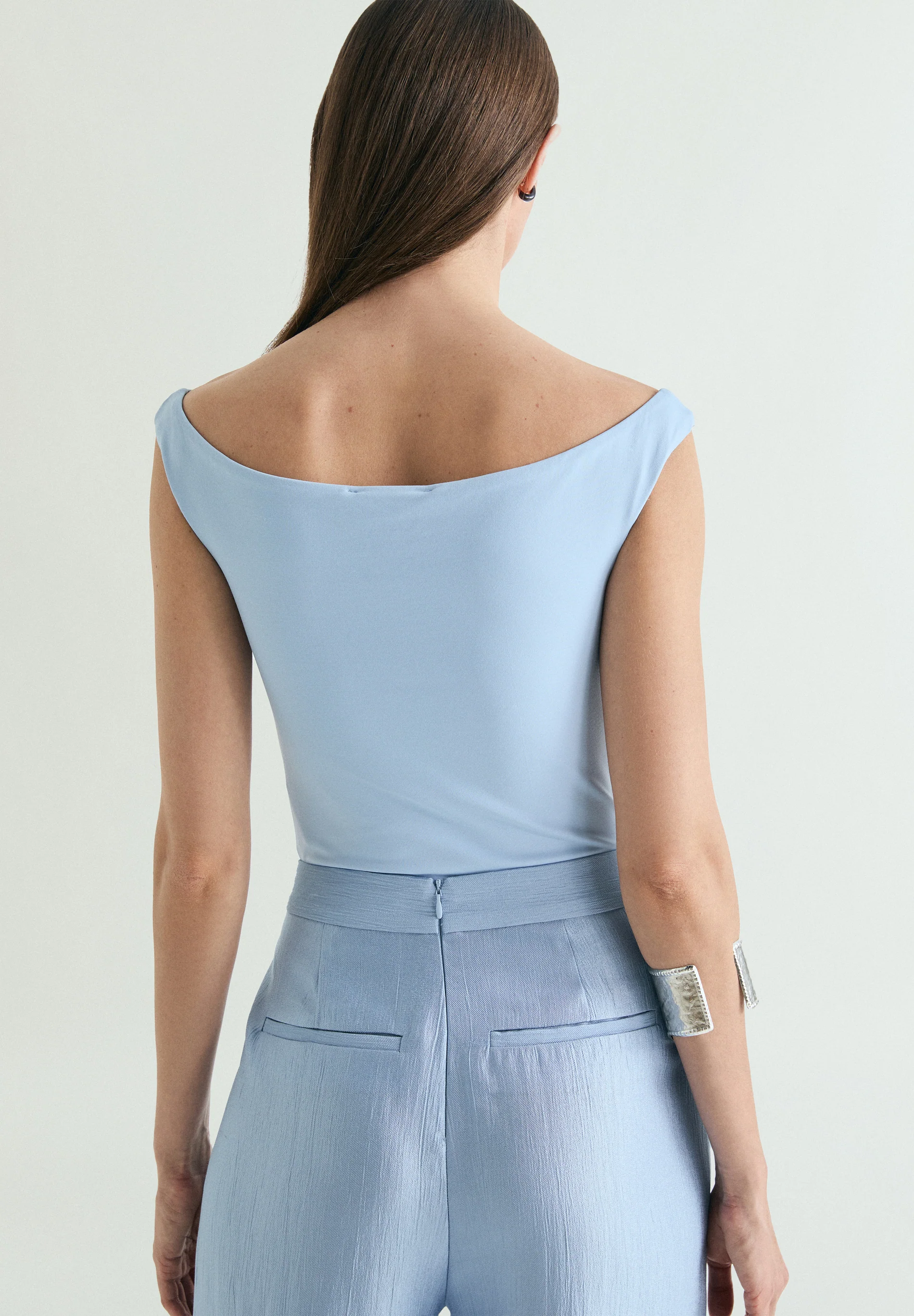 BODY OFF THE SHOULDER - Image 3