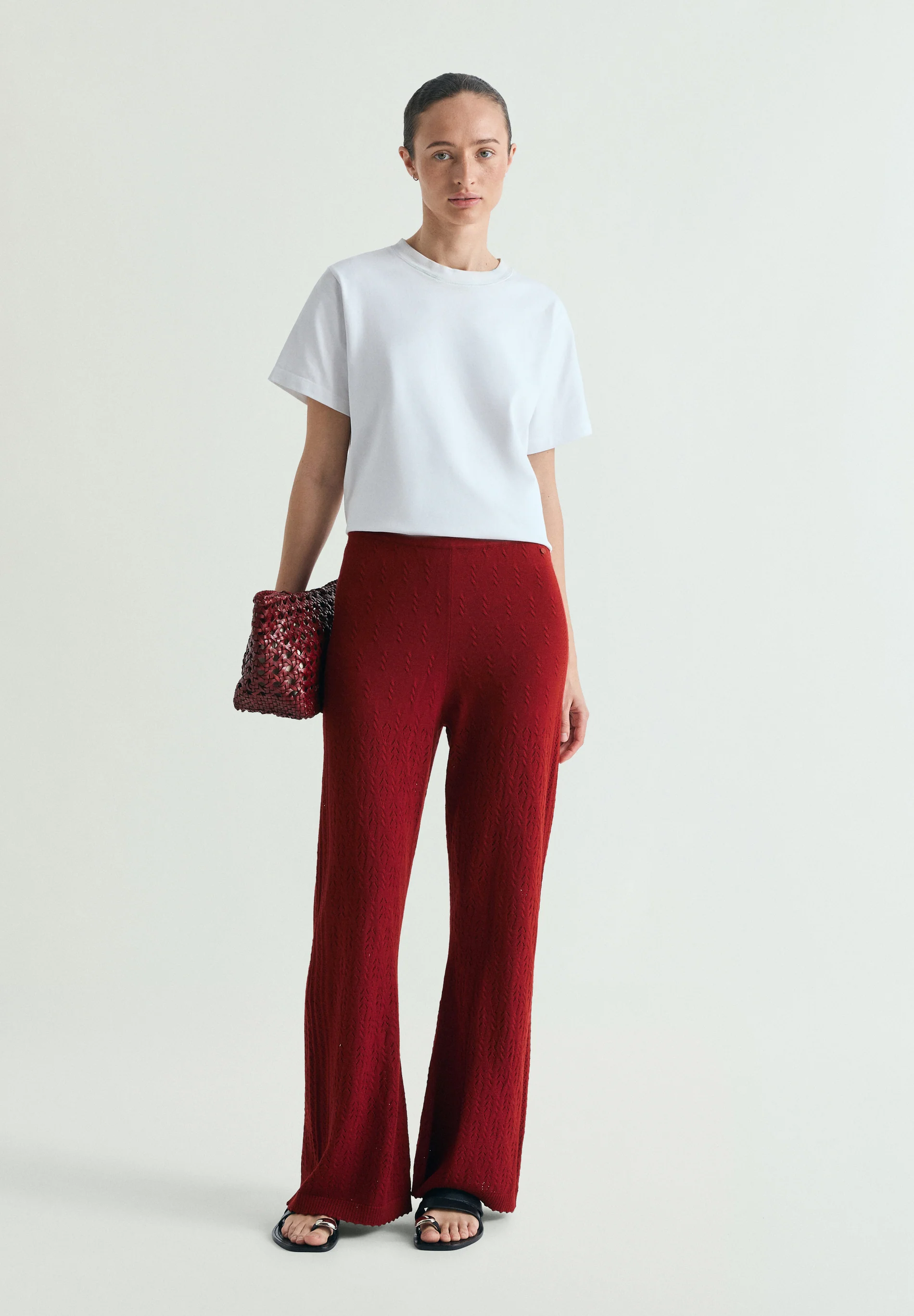 PANTALÓN POINTELLE ABERTURAS
