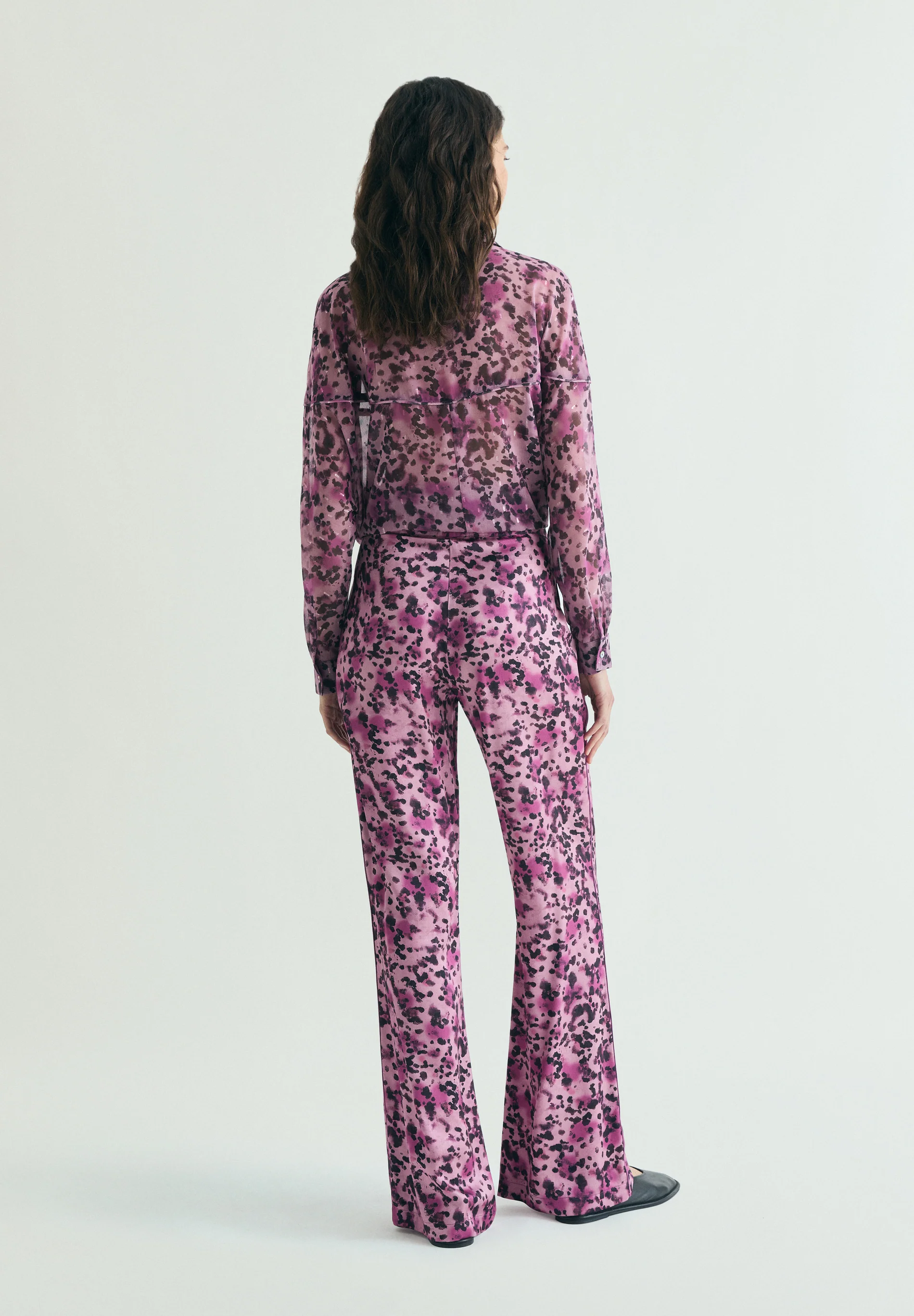 PANTALÓN ANIMAL PRINT FLUIDO - Image 3
