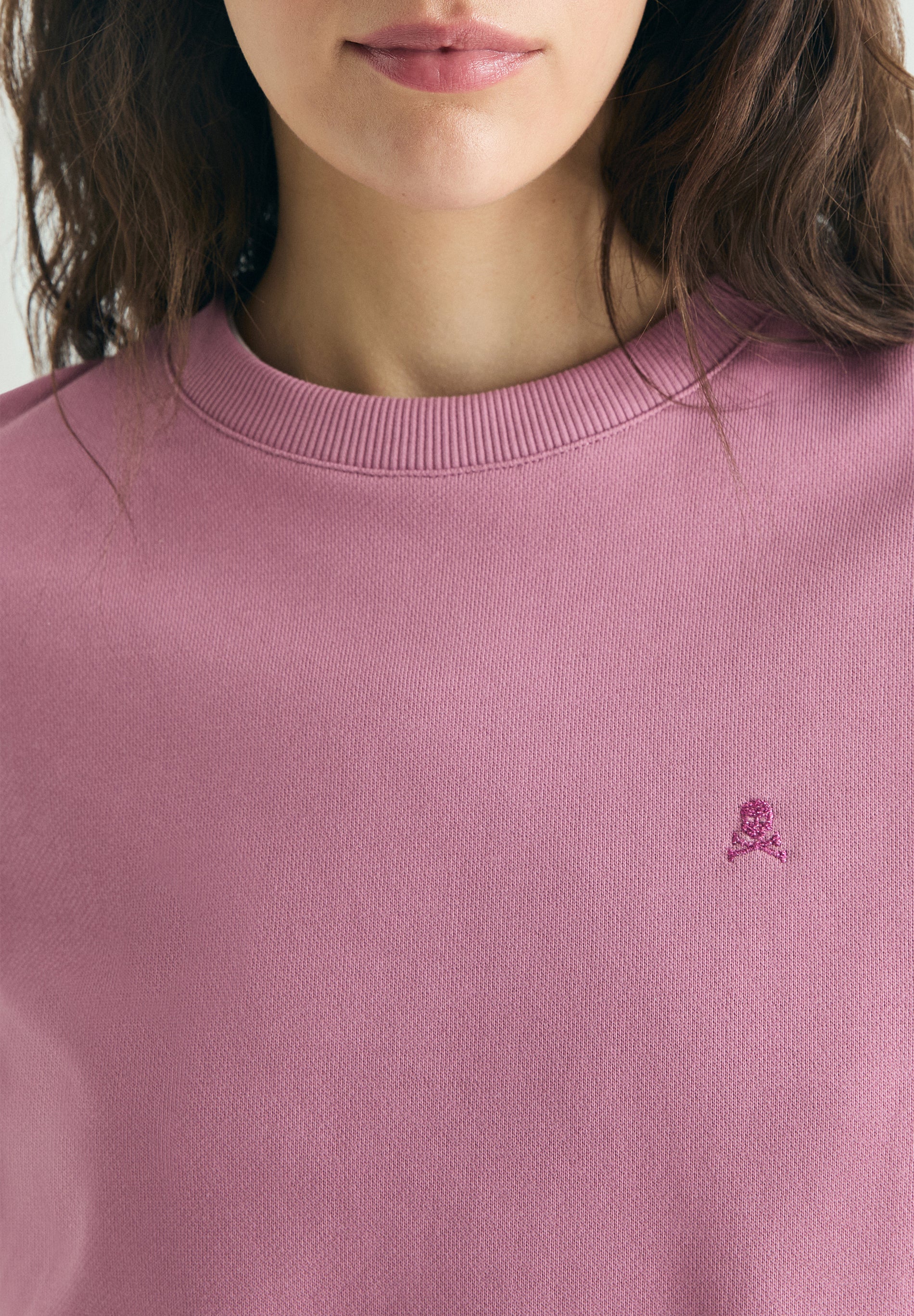 SUDADERA BÁSICA CALAVERA - Image 5