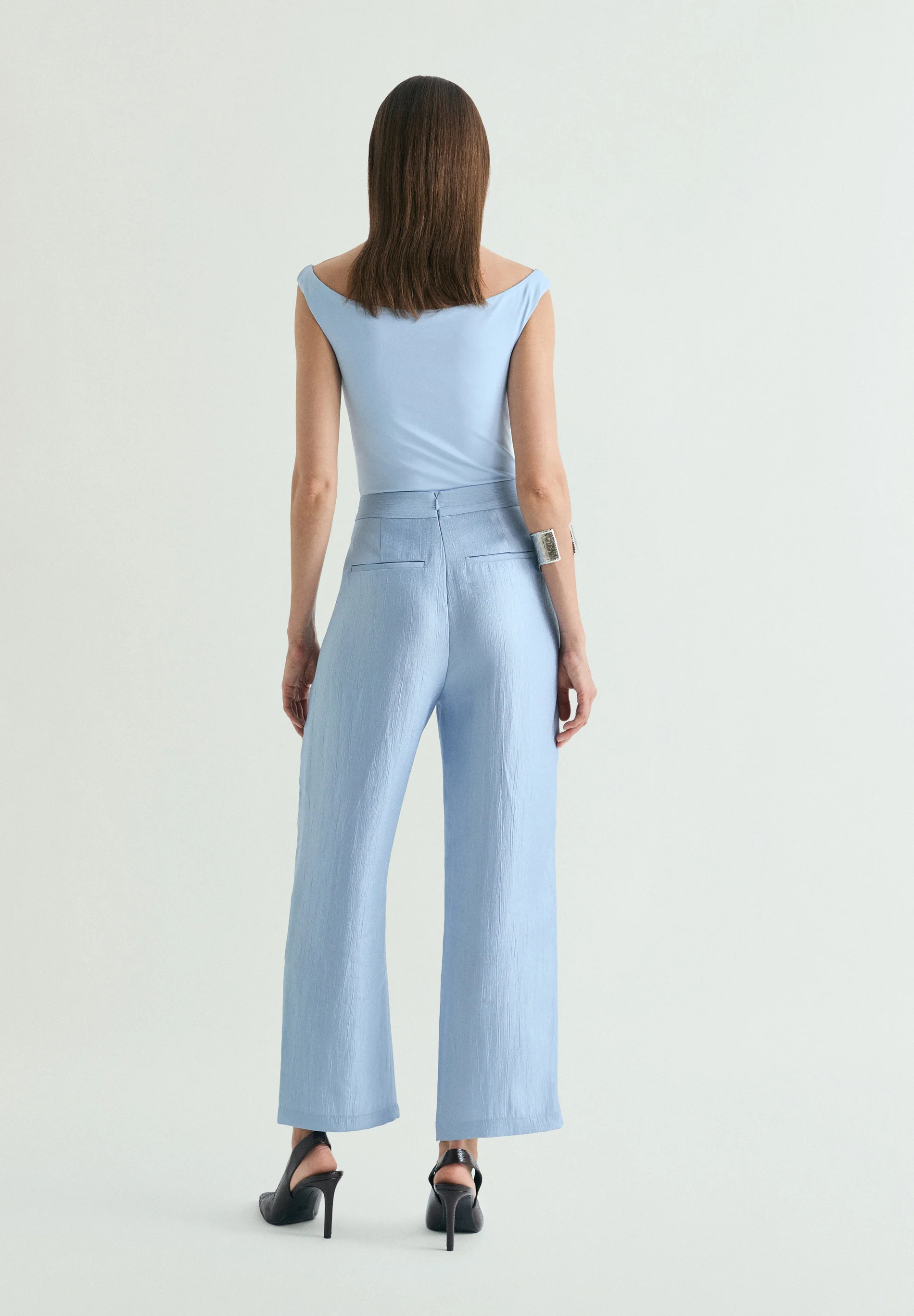 PANTALÓN JACQUARD DETALLE ONDAS - Image 3