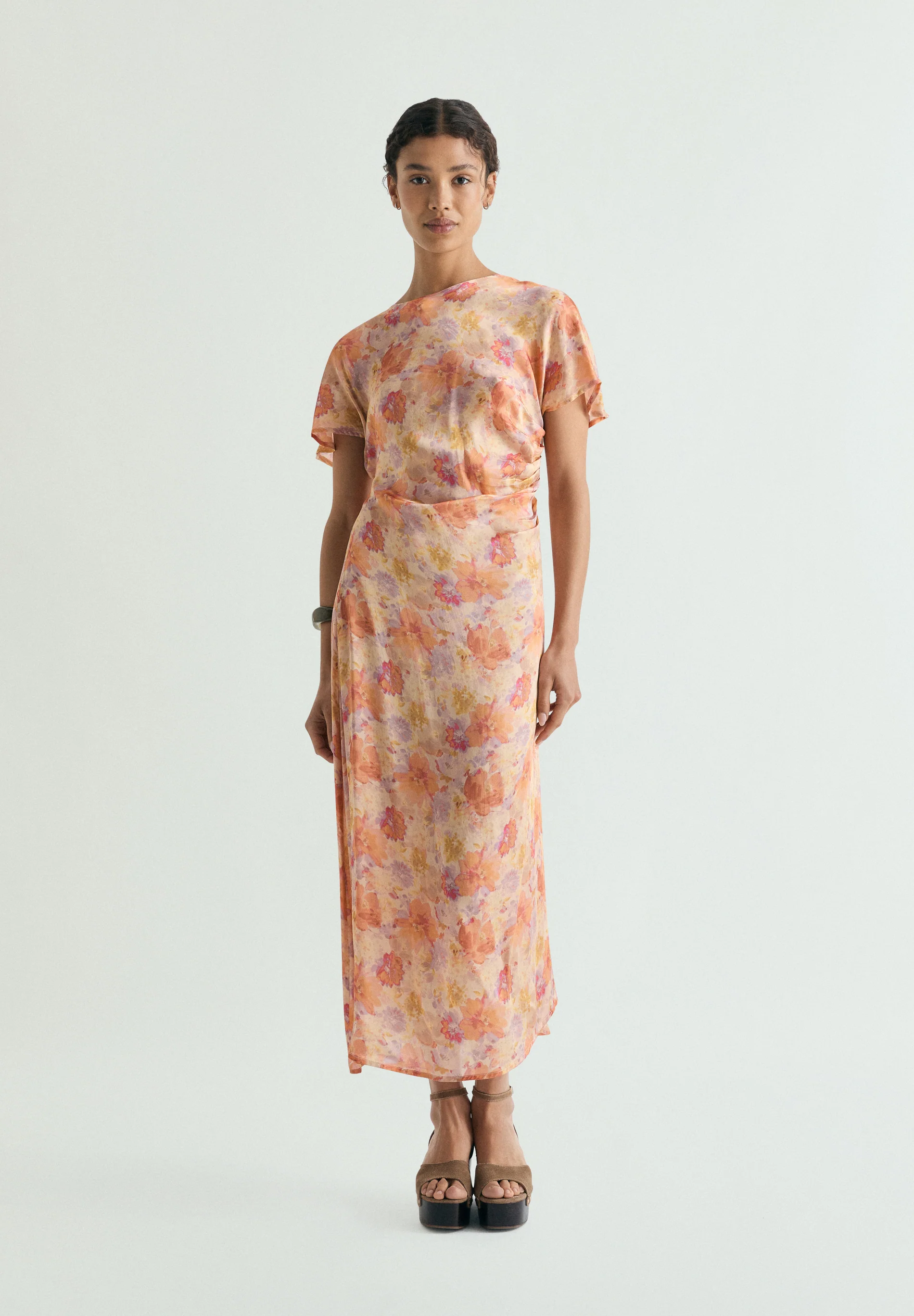 VESTIDO FLUIDO FLORAL