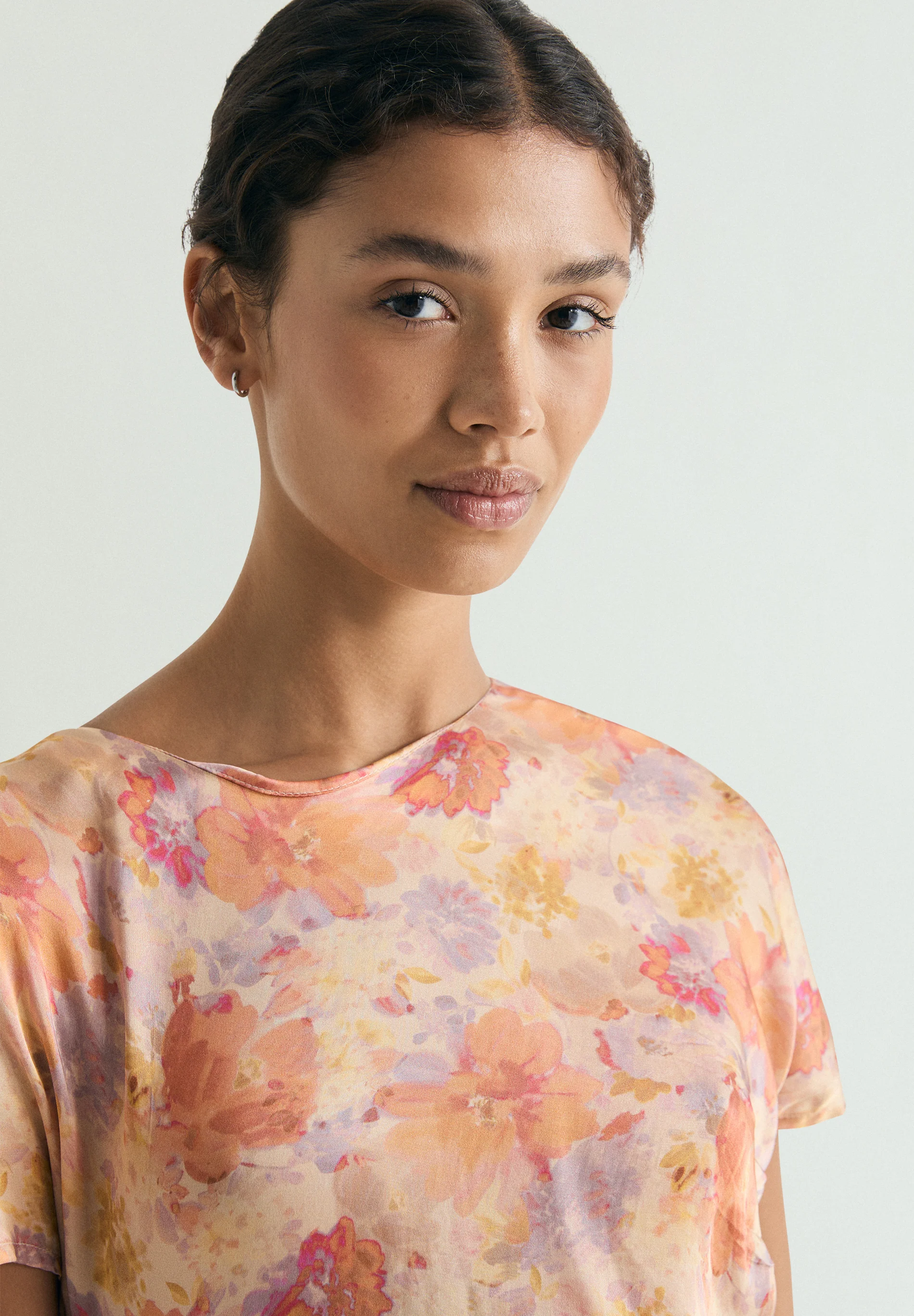 VESTIDO FLUIDO FLORAL - Image 3