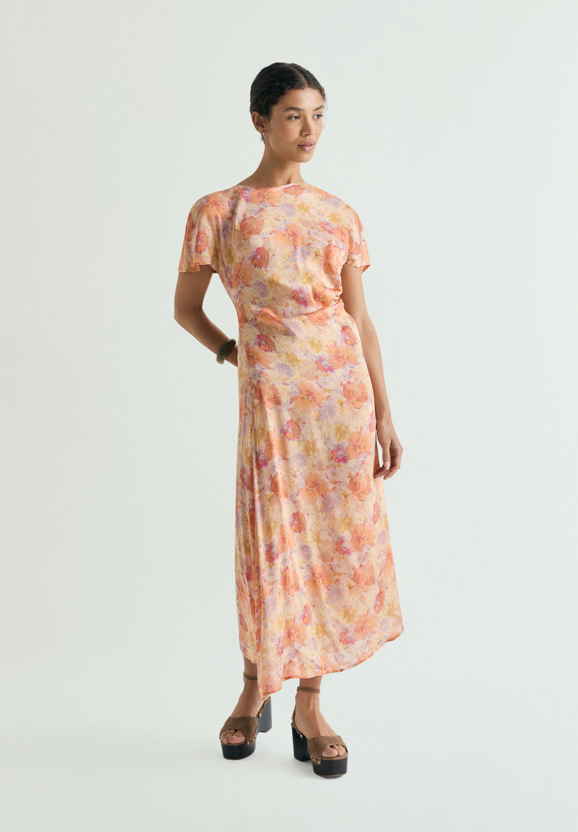 VESTIDO FLUIDO FLORAL - Image 4