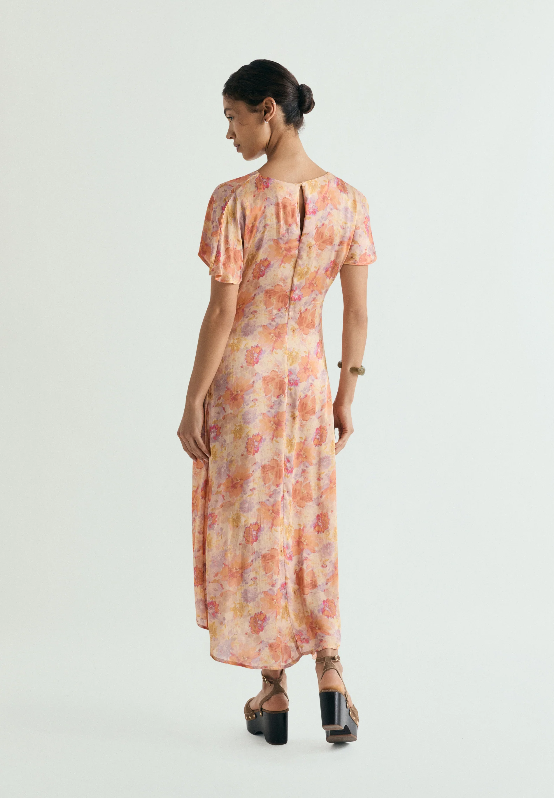 VESTIDO FLUIDO FLORAL - Image 5