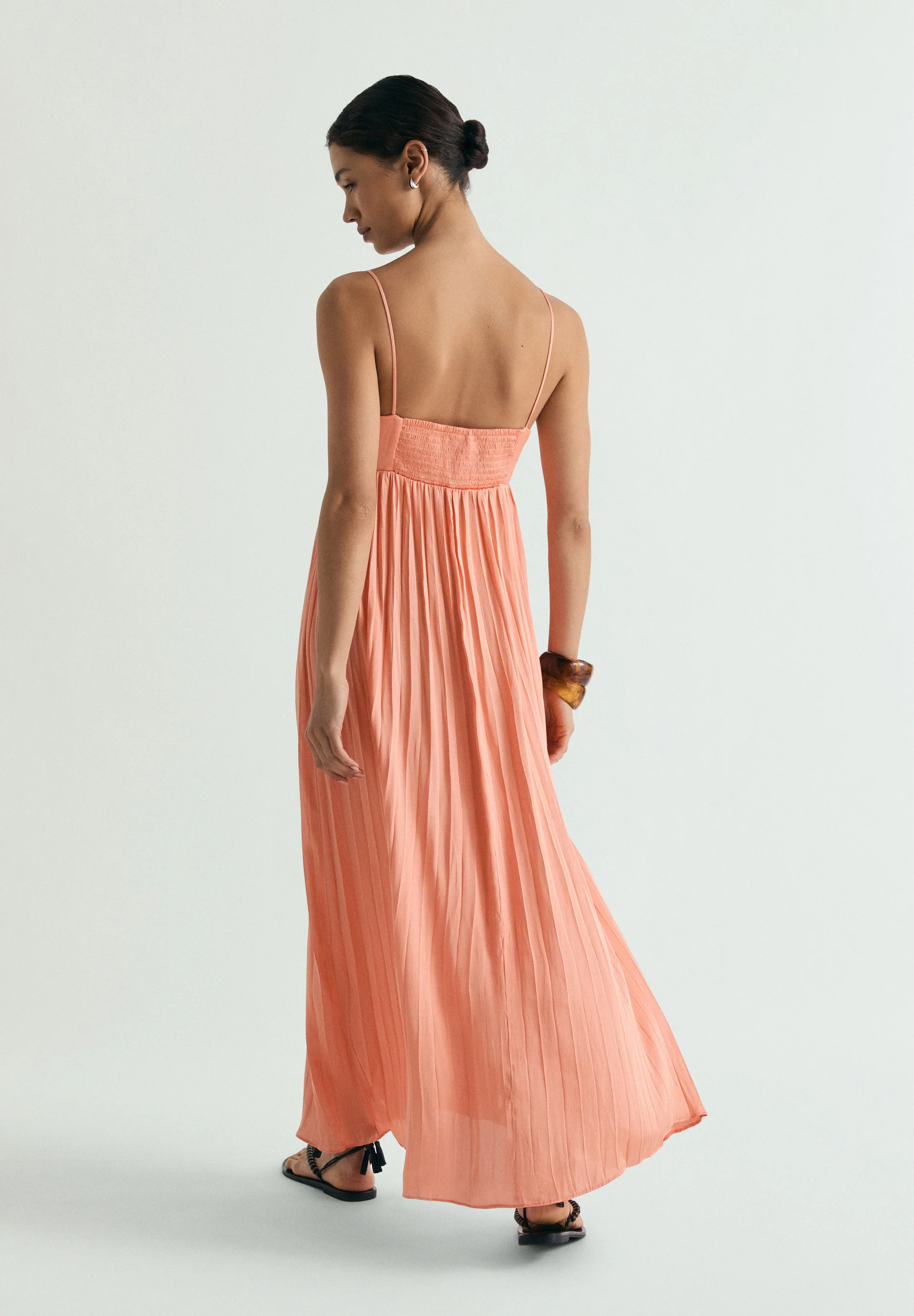 VESTIDO MIDI DETALLE FLORAL - Image 4